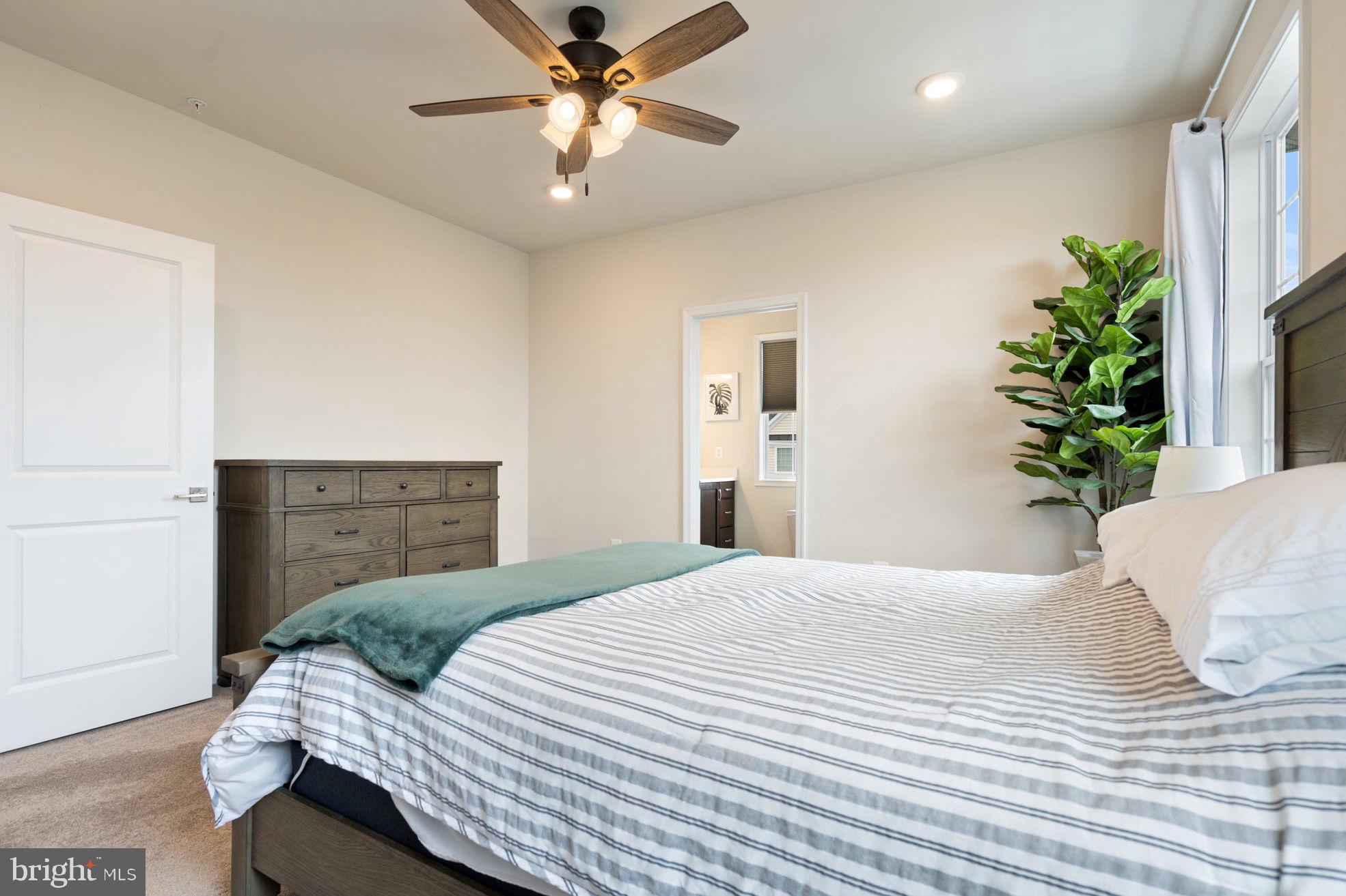 RIDGES AT LOUDOUN VALLEY - Residential