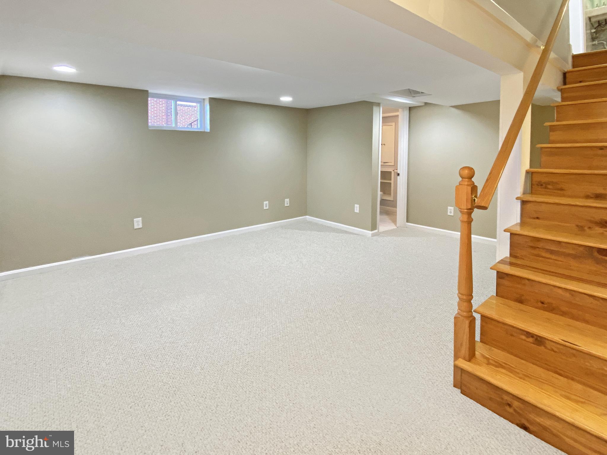 MADISON MANOR - Residential