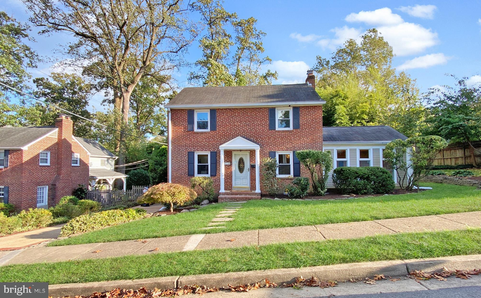 MADISON MANOR - Residential