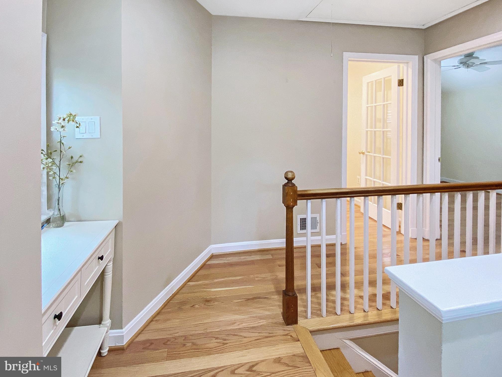 MADISON MANOR - Residential