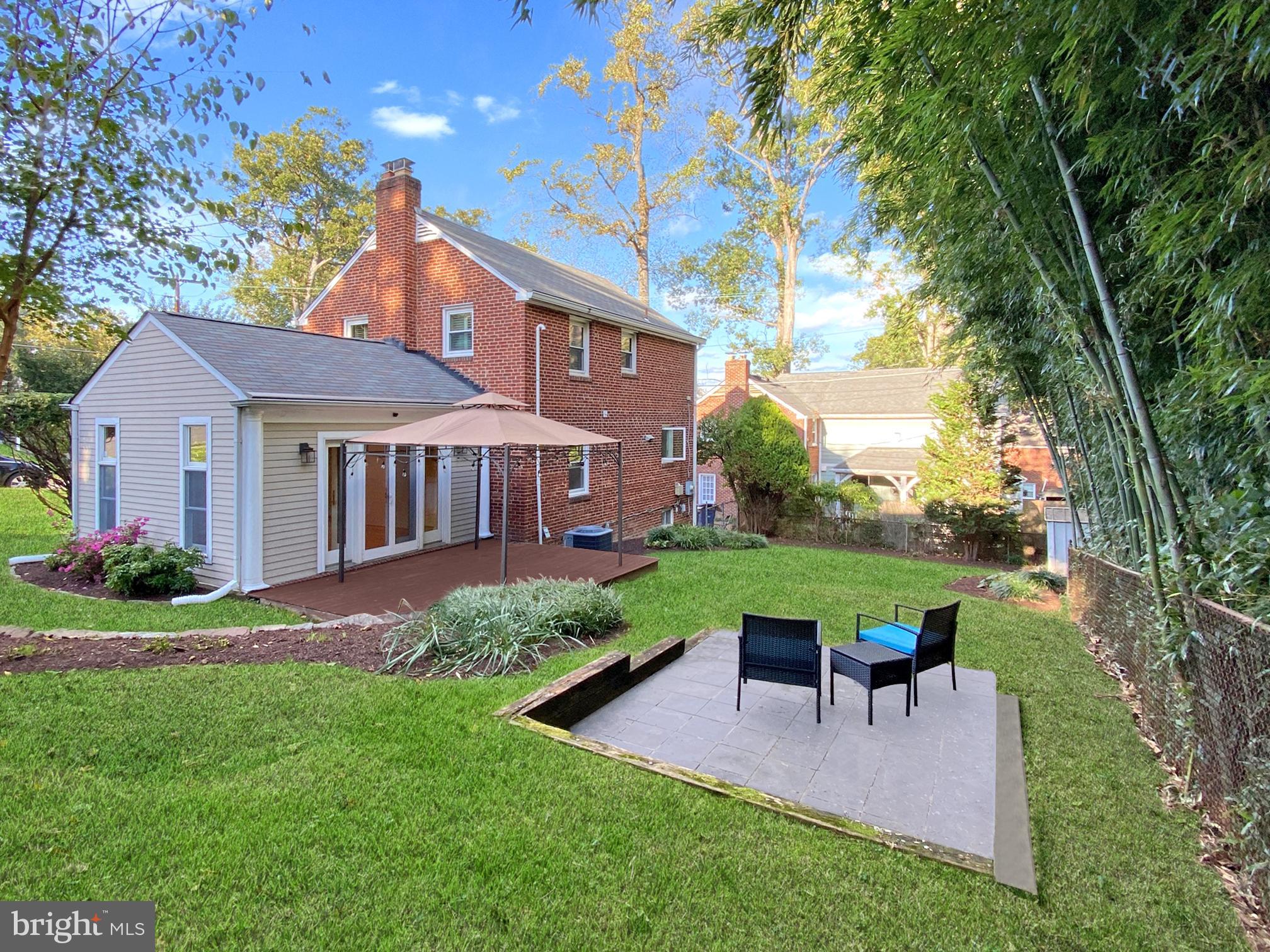 MADISON MANOR - Residential