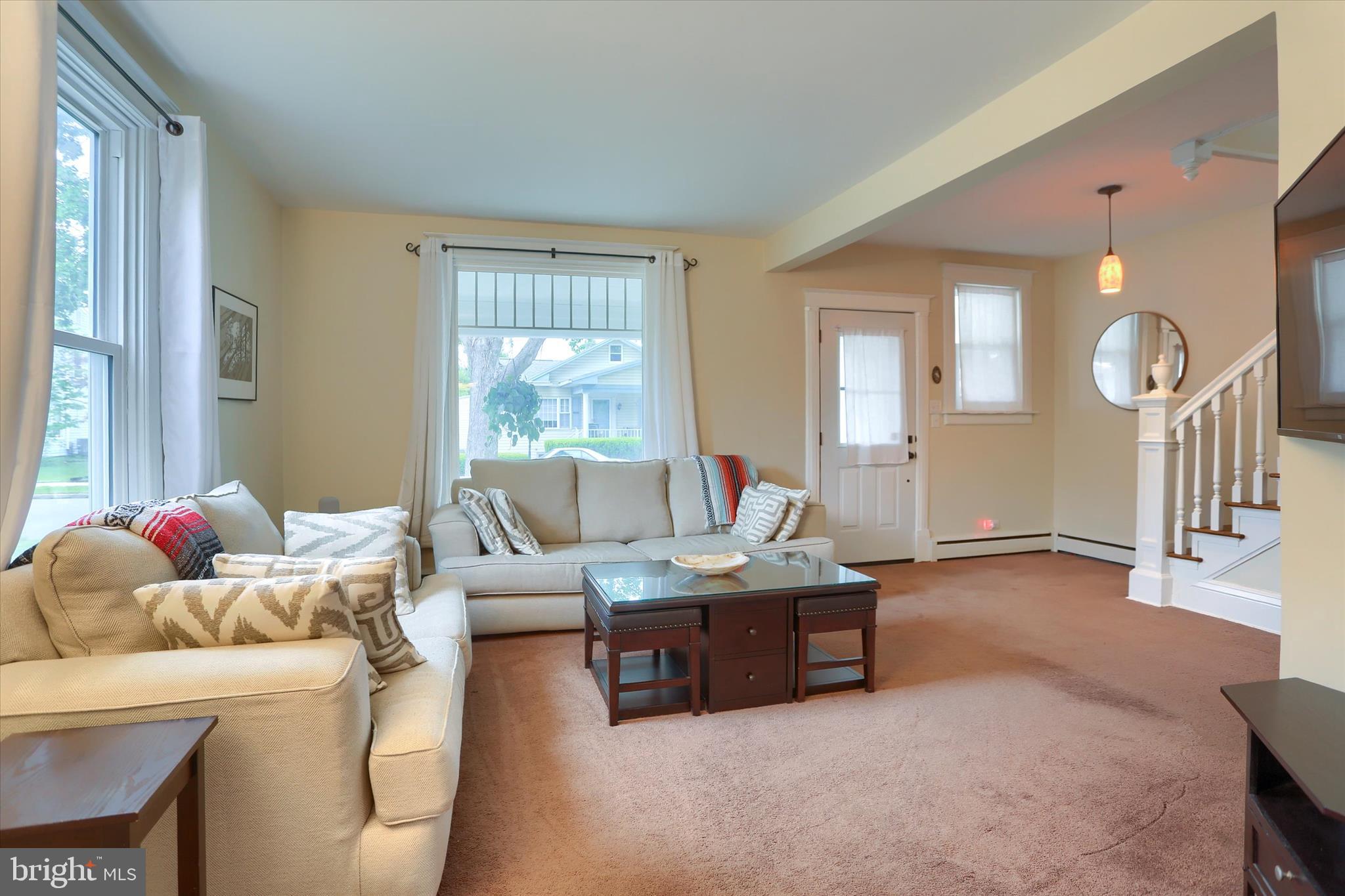 EARLINGTON - Residential