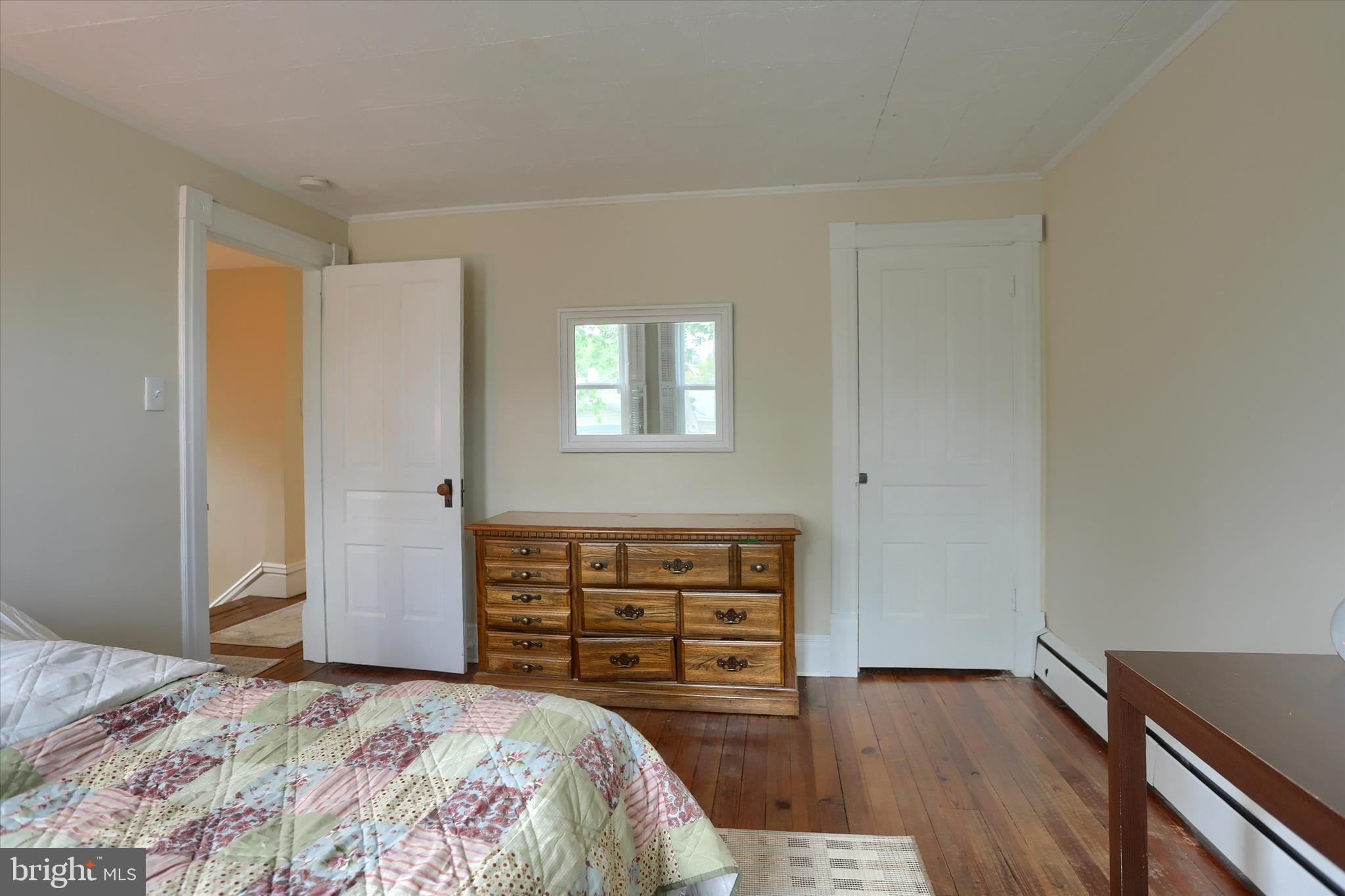 EARLINGTON - Residential