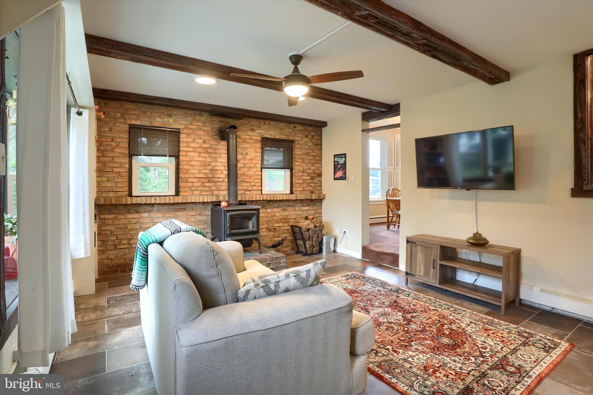 EARLINGTON - Residential