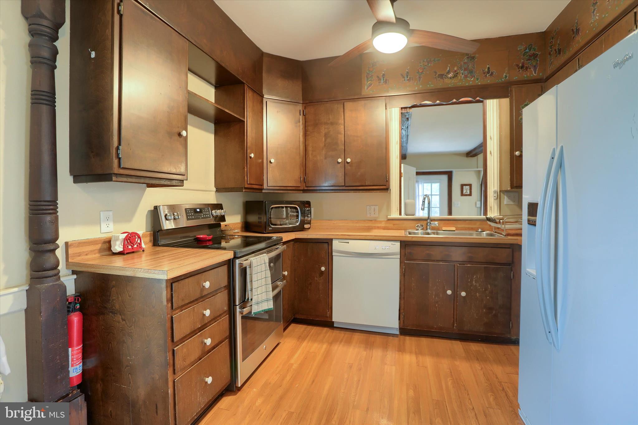EARLINGTON - Residential
