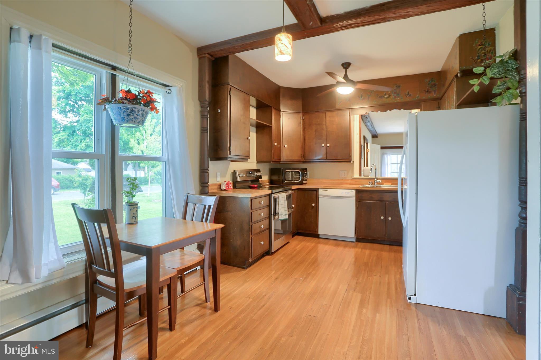 EARLINGTON - Residential