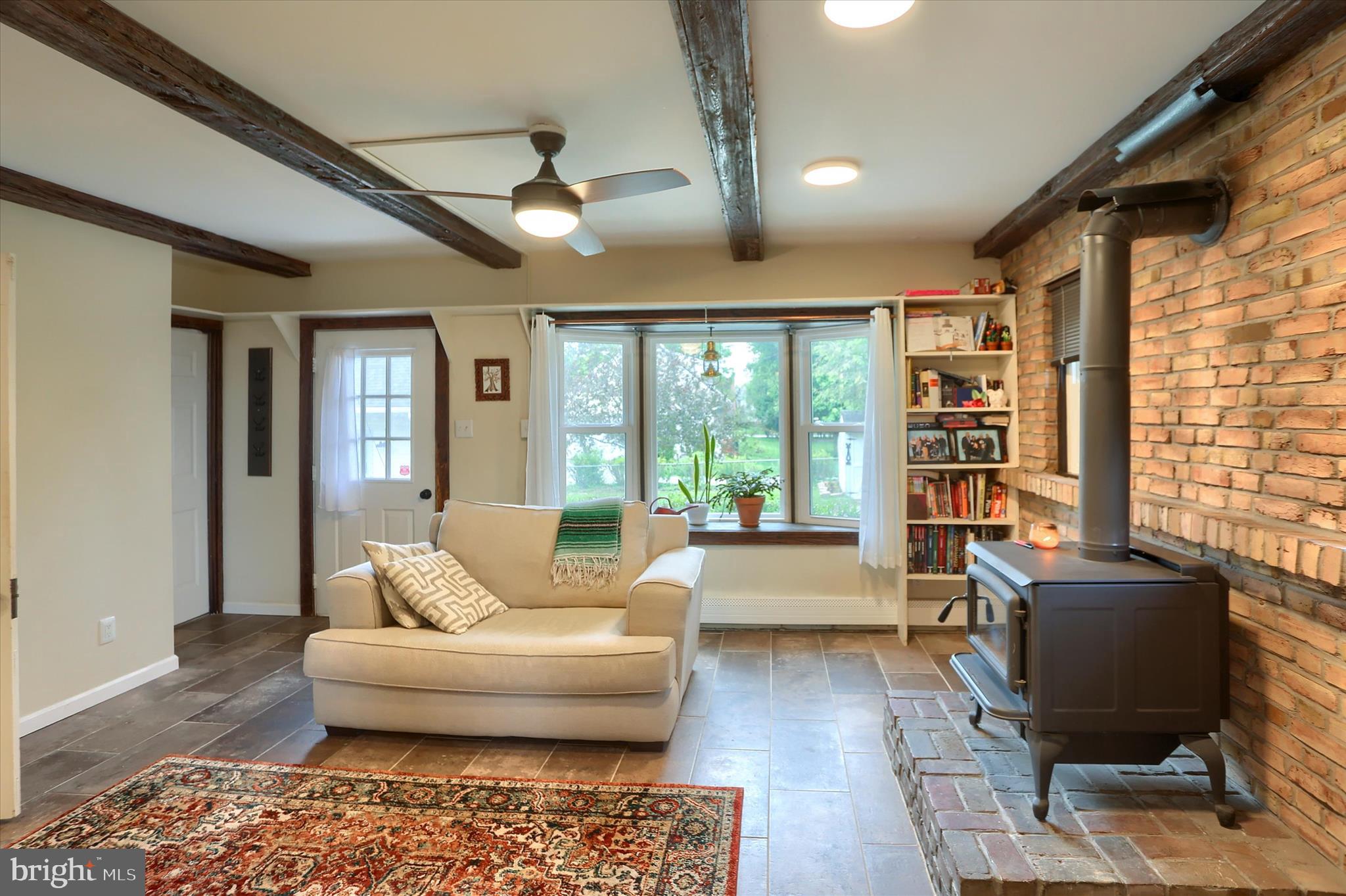 EARLINGTON - Residential