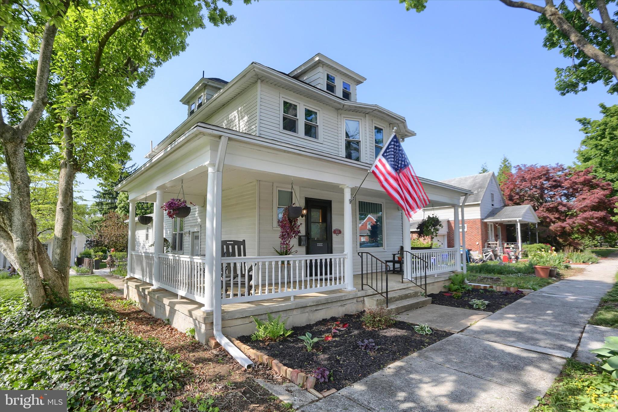 EARLINGTON - Residential