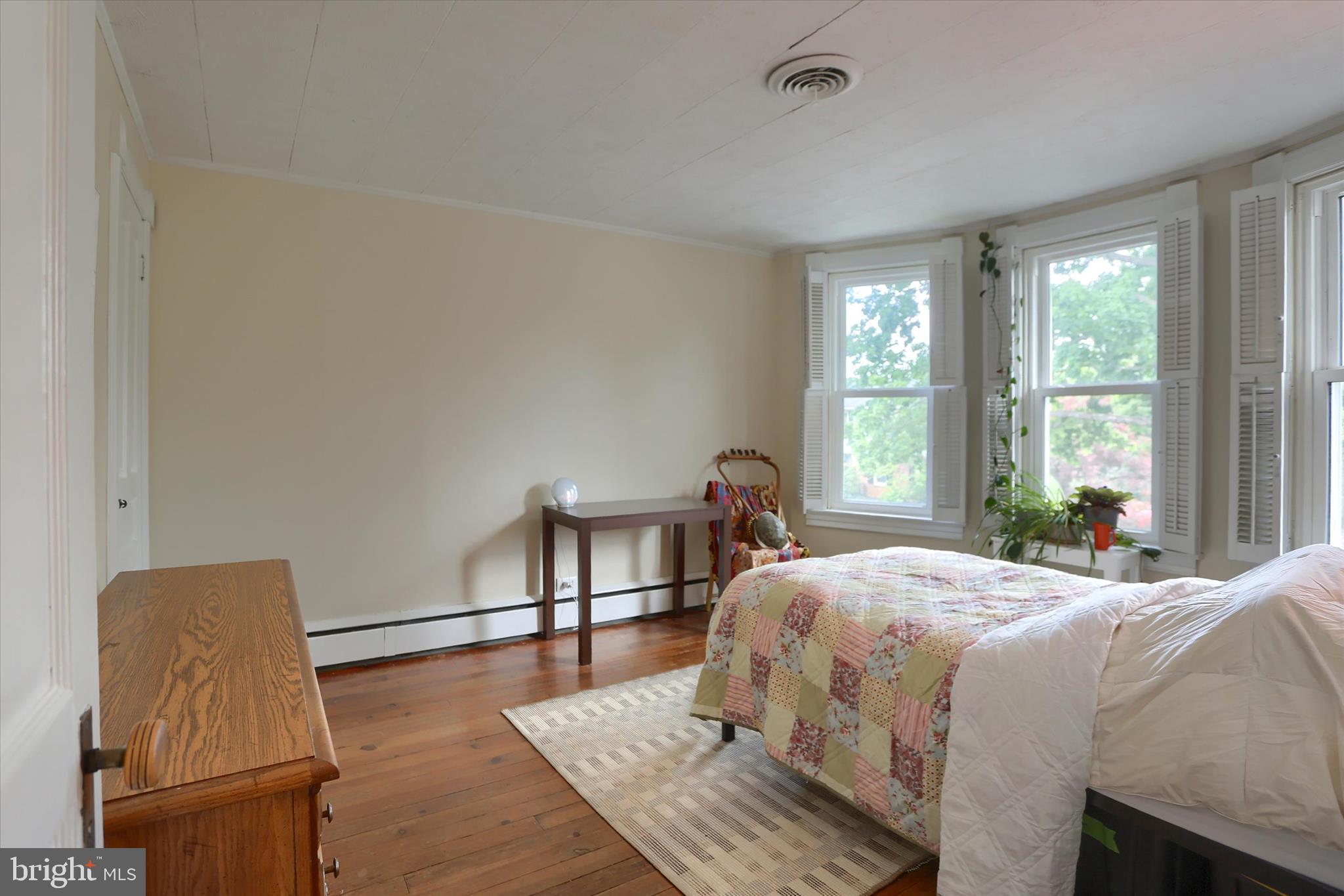 EARLINGTON - Residential