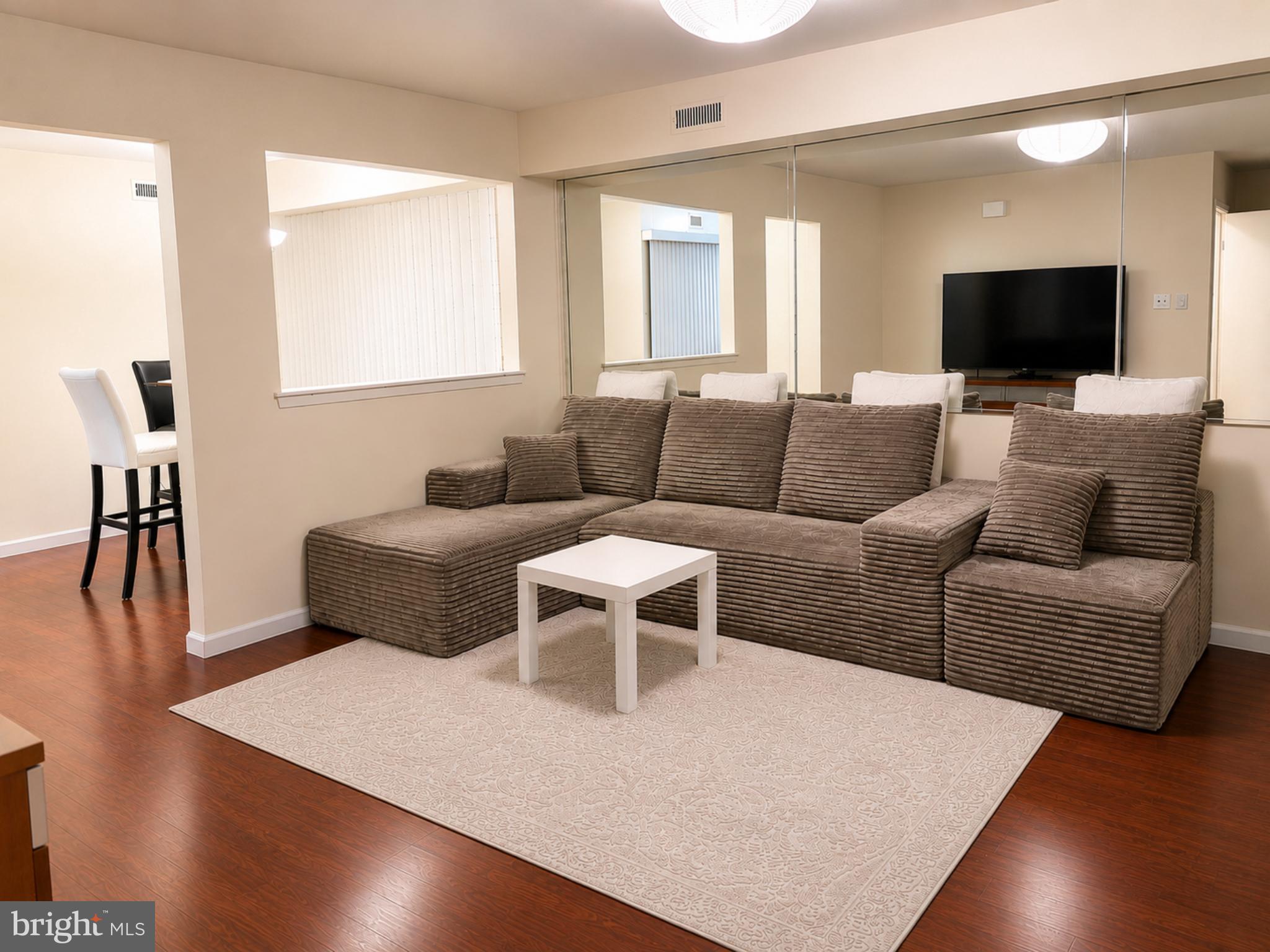 2041 JASON DRIVE 2ND FLOOR