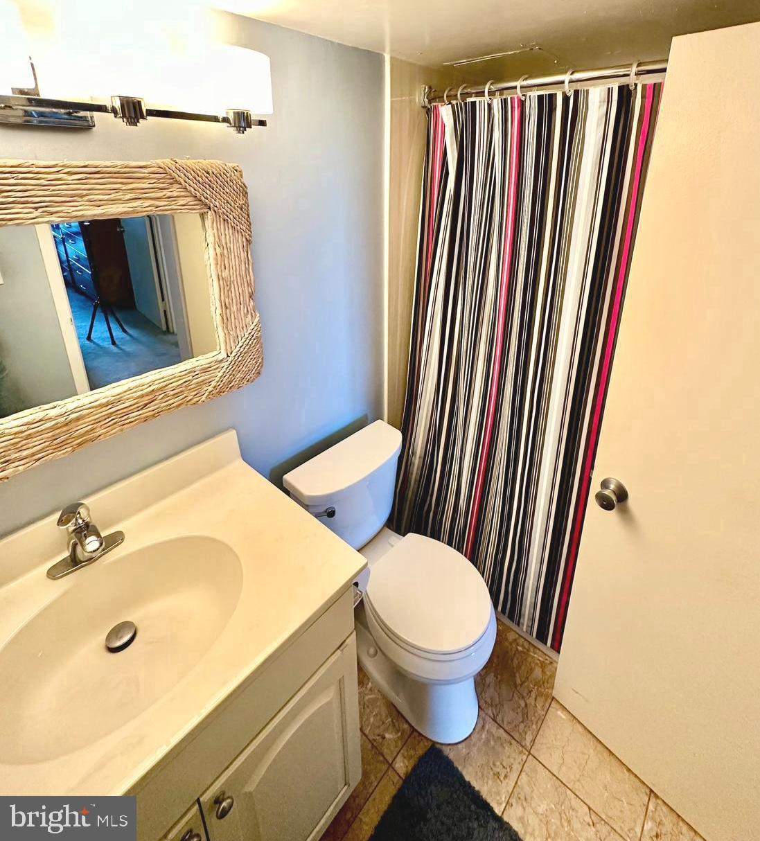 RIVERIA OF CHEVY CHASE - Residential Lease