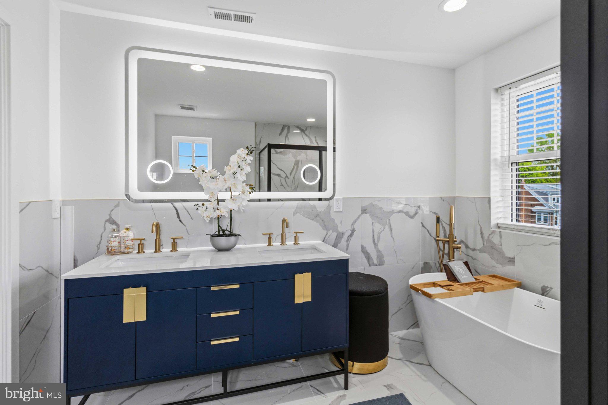 RHAWNHURST - Residential