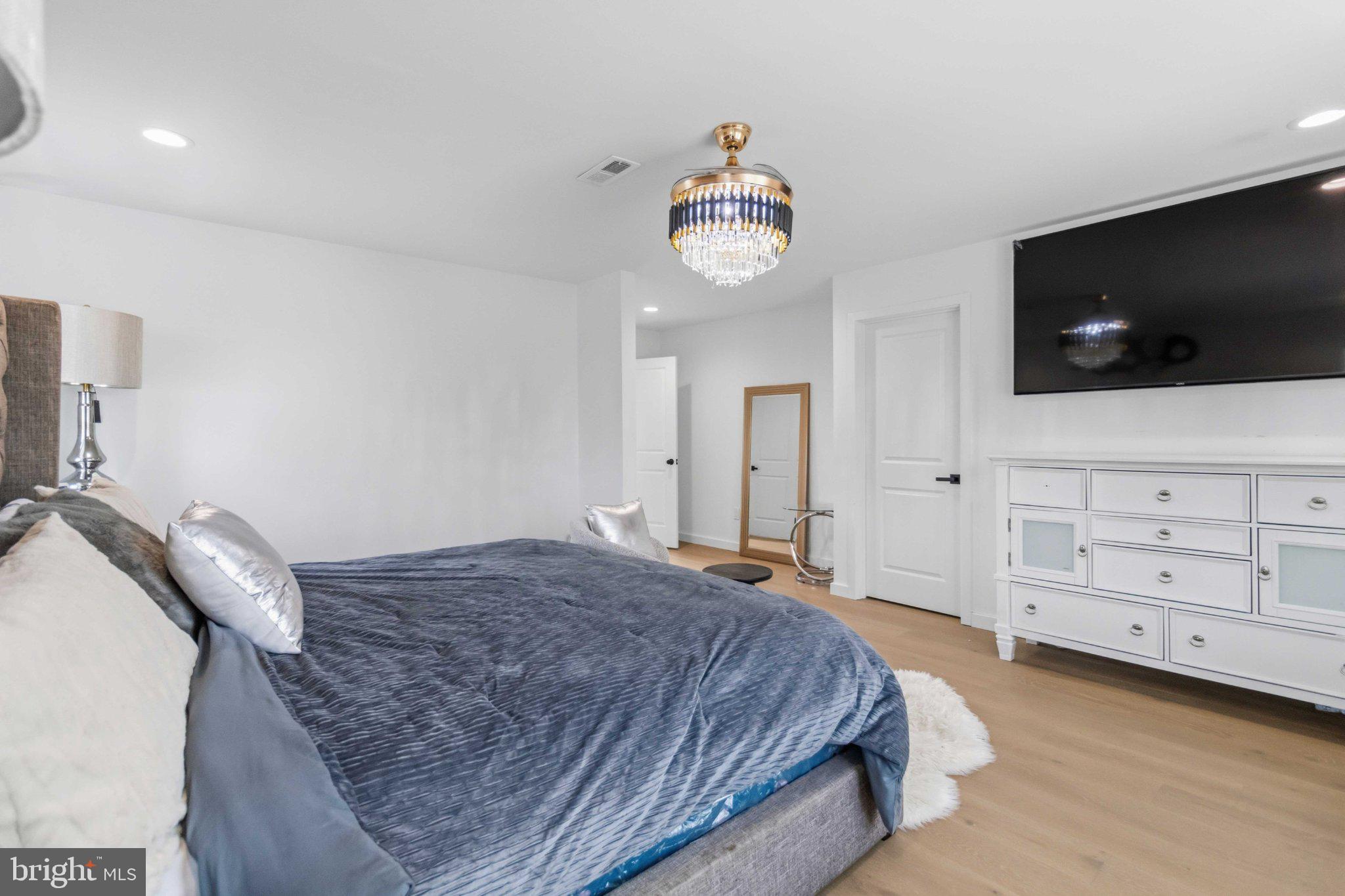 RHAWNHURST - Residential