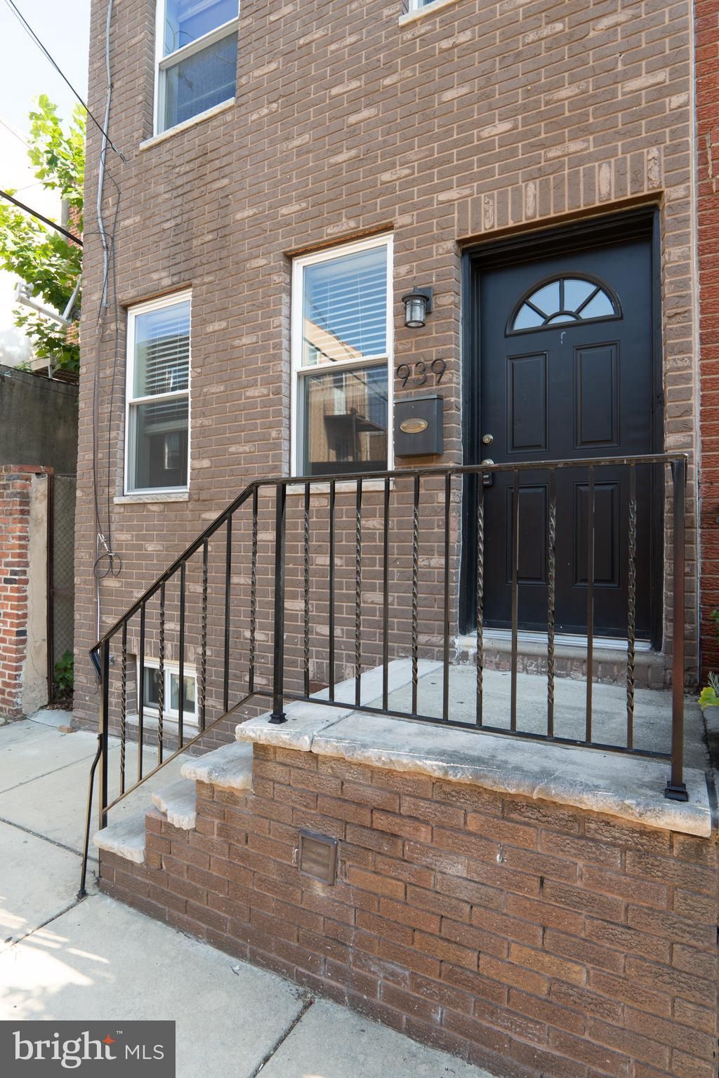 Photo of 939 Mountain Street, PHILADELPHIA, PA 19148 (MLS # PAPH2590486)