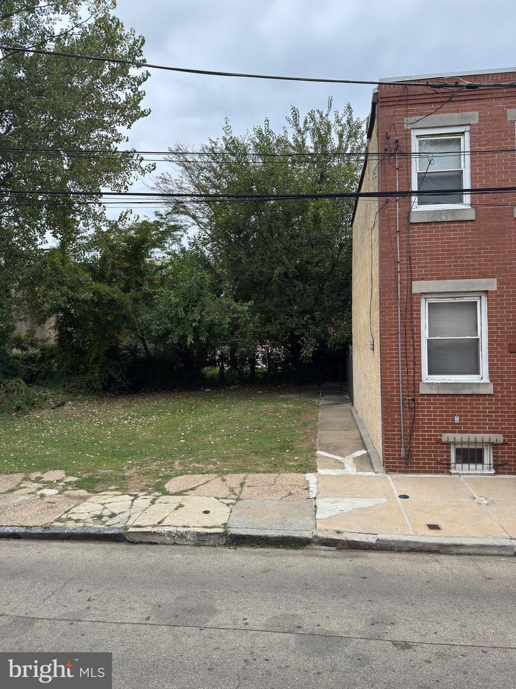 Photo of 2028 N Bodine Street, PHILADELPHIA, PA 19122 (MLS # PAPH2539952)