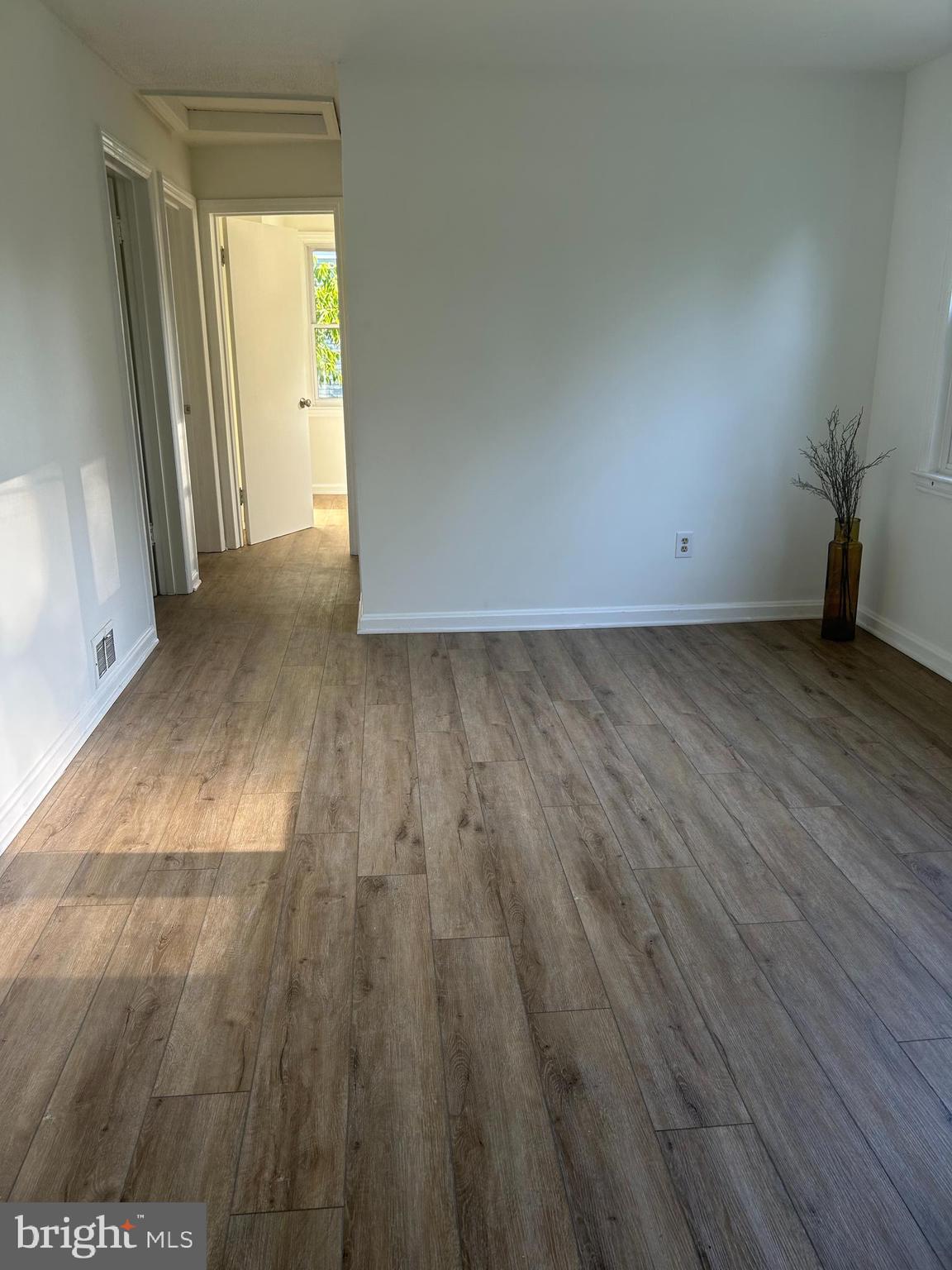 HOLLYWOOD - Residential