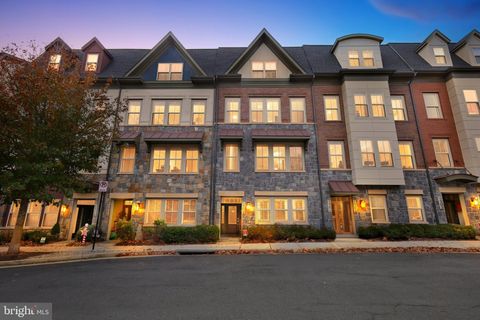 1308 S QUINN STREET ARLINGTON VA 22204