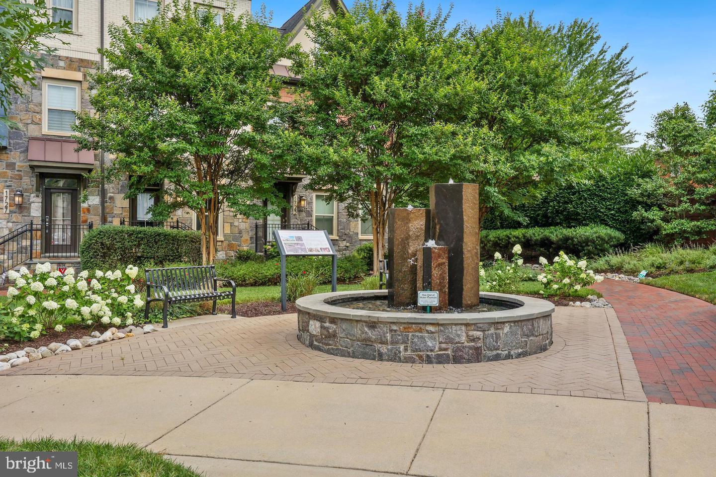 CARVER PLACE - Residential