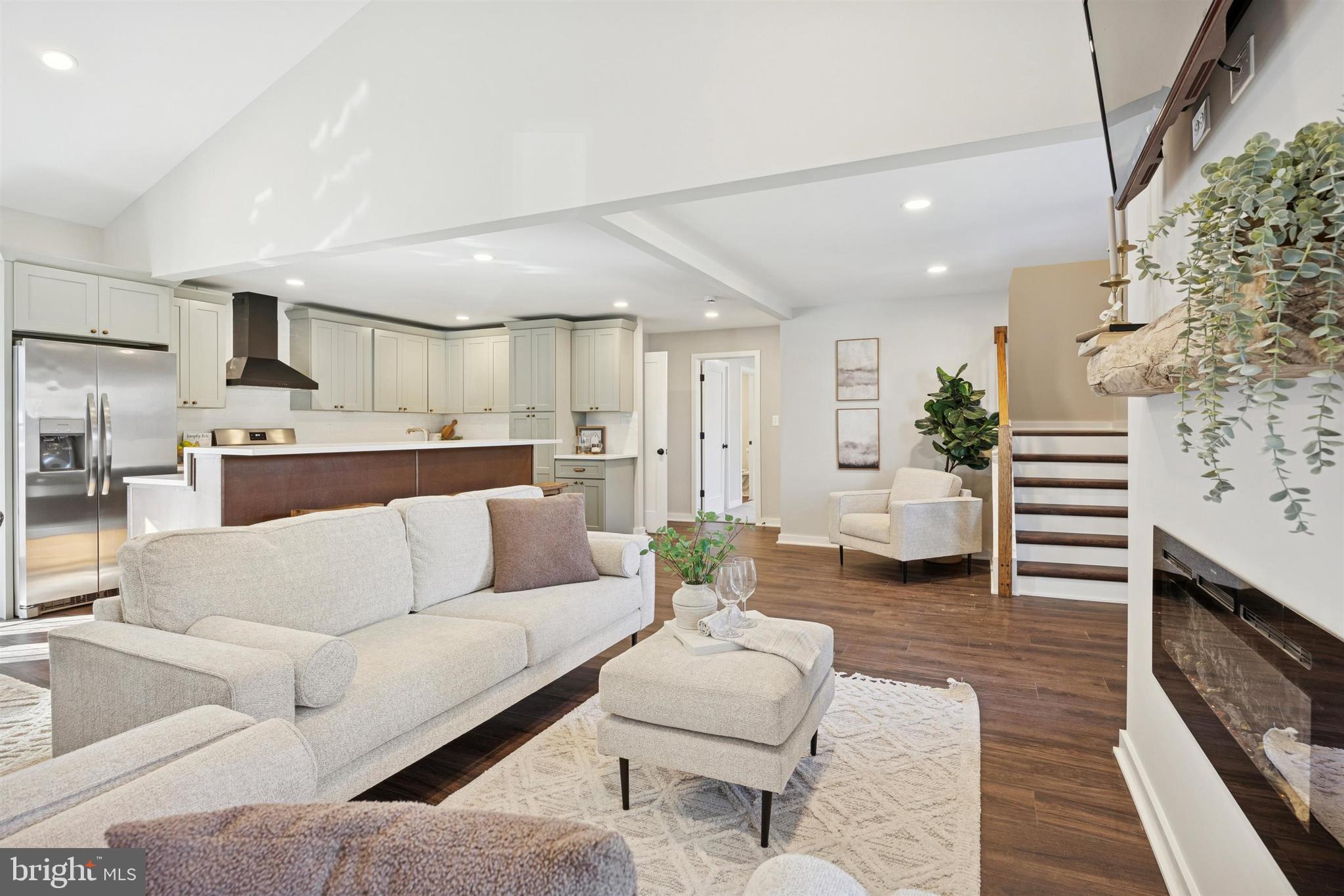 APPLETREE HILL - Residential