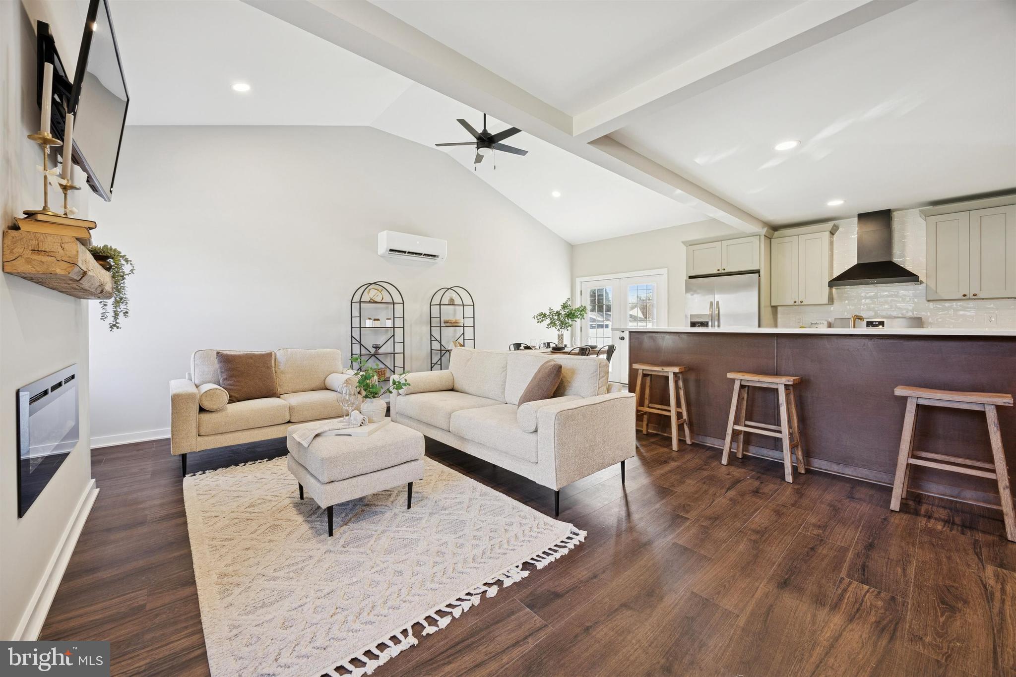 APPLETREE HILL - Residential