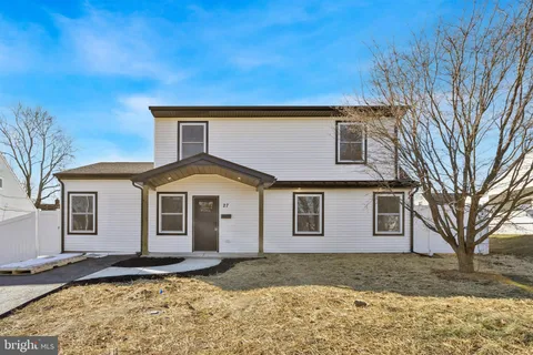27 Almond Lane, Levittown, PA 19055 - MLS#: PABU2110890