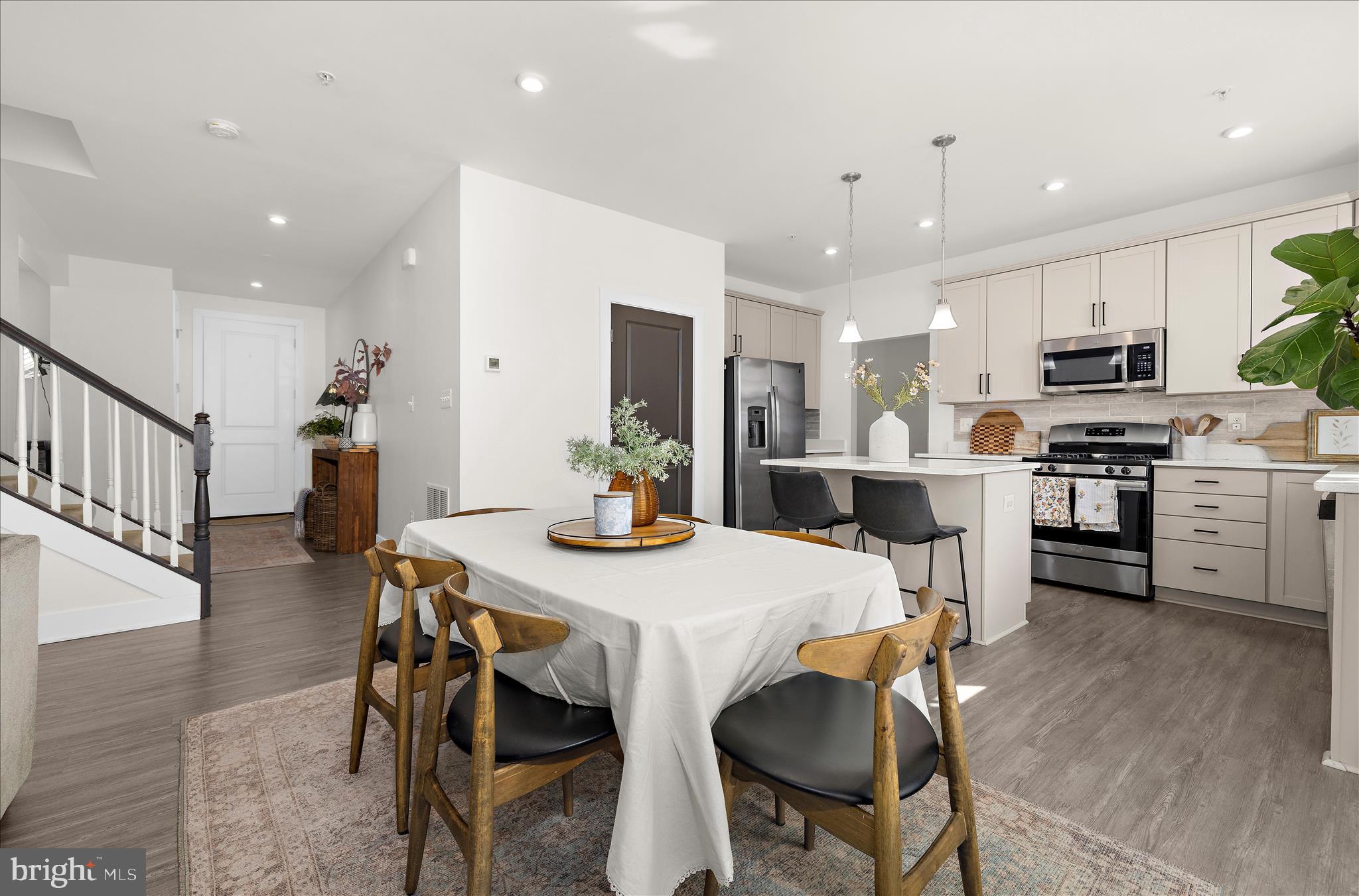 WADE'S GRANT - Residential