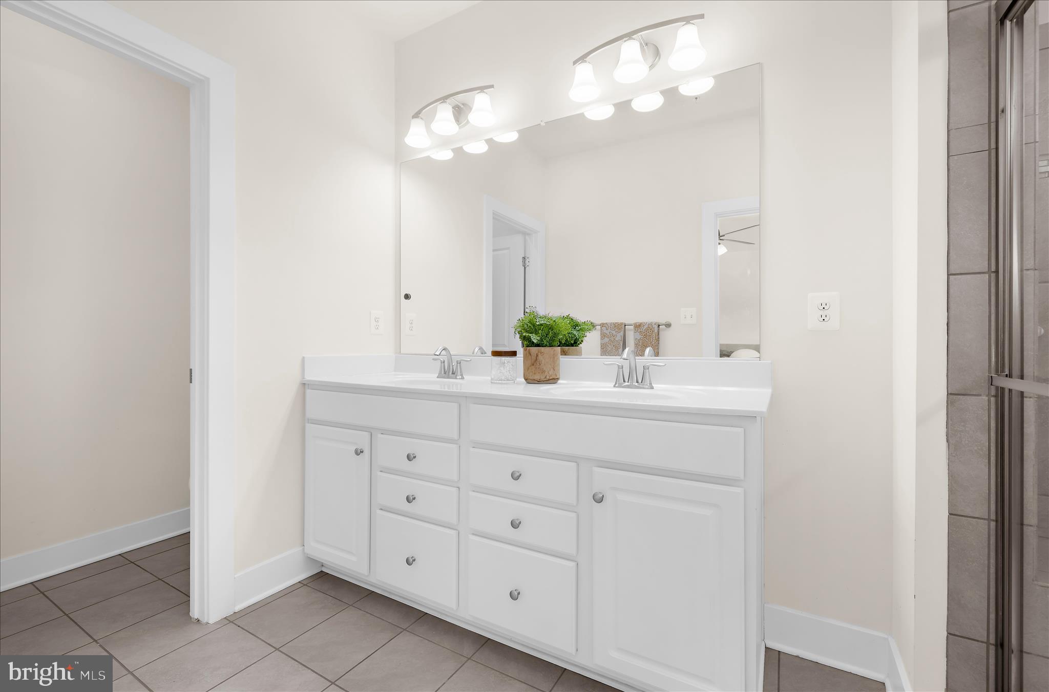 WADE'S GRANT - Residential