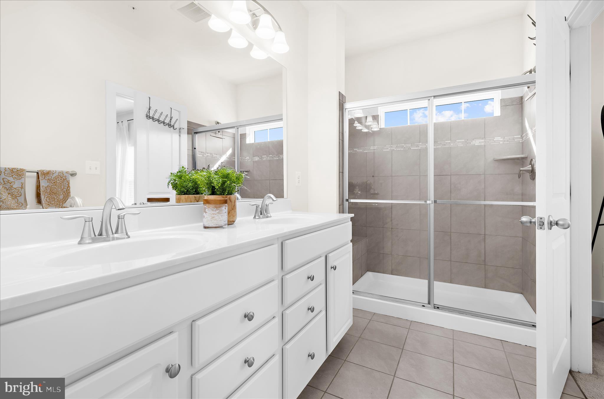 WADE'S GRANT - Residential