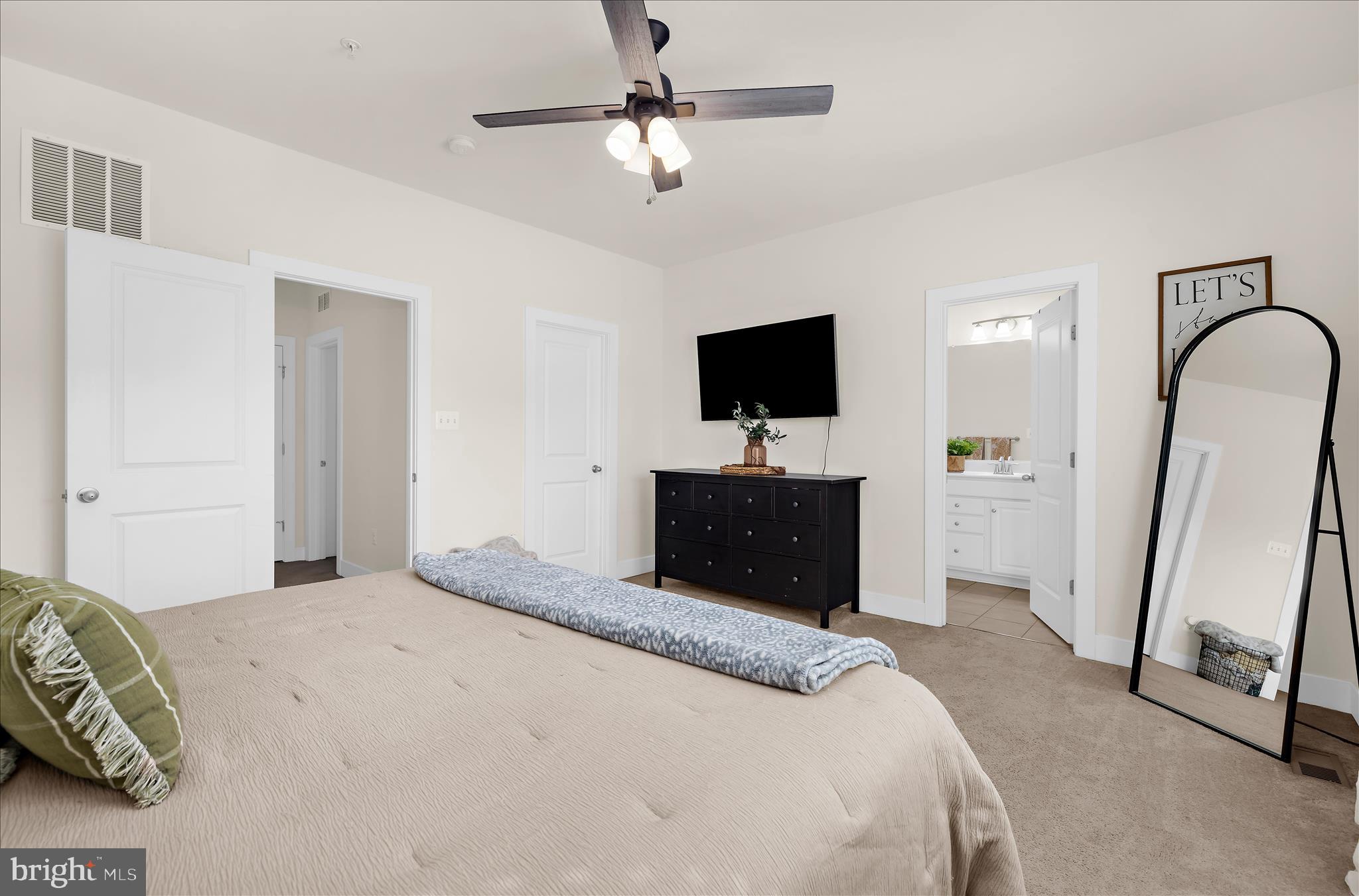 WADE'S GRANT - Residential