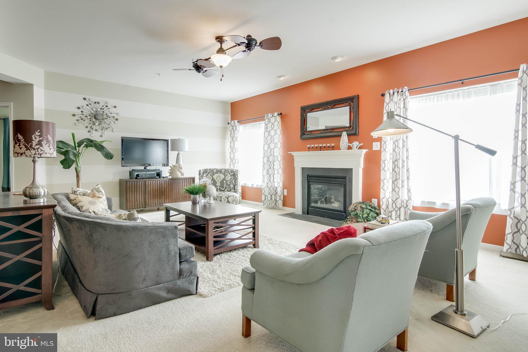 HILLANTRAE-PLAT 1> - Residential