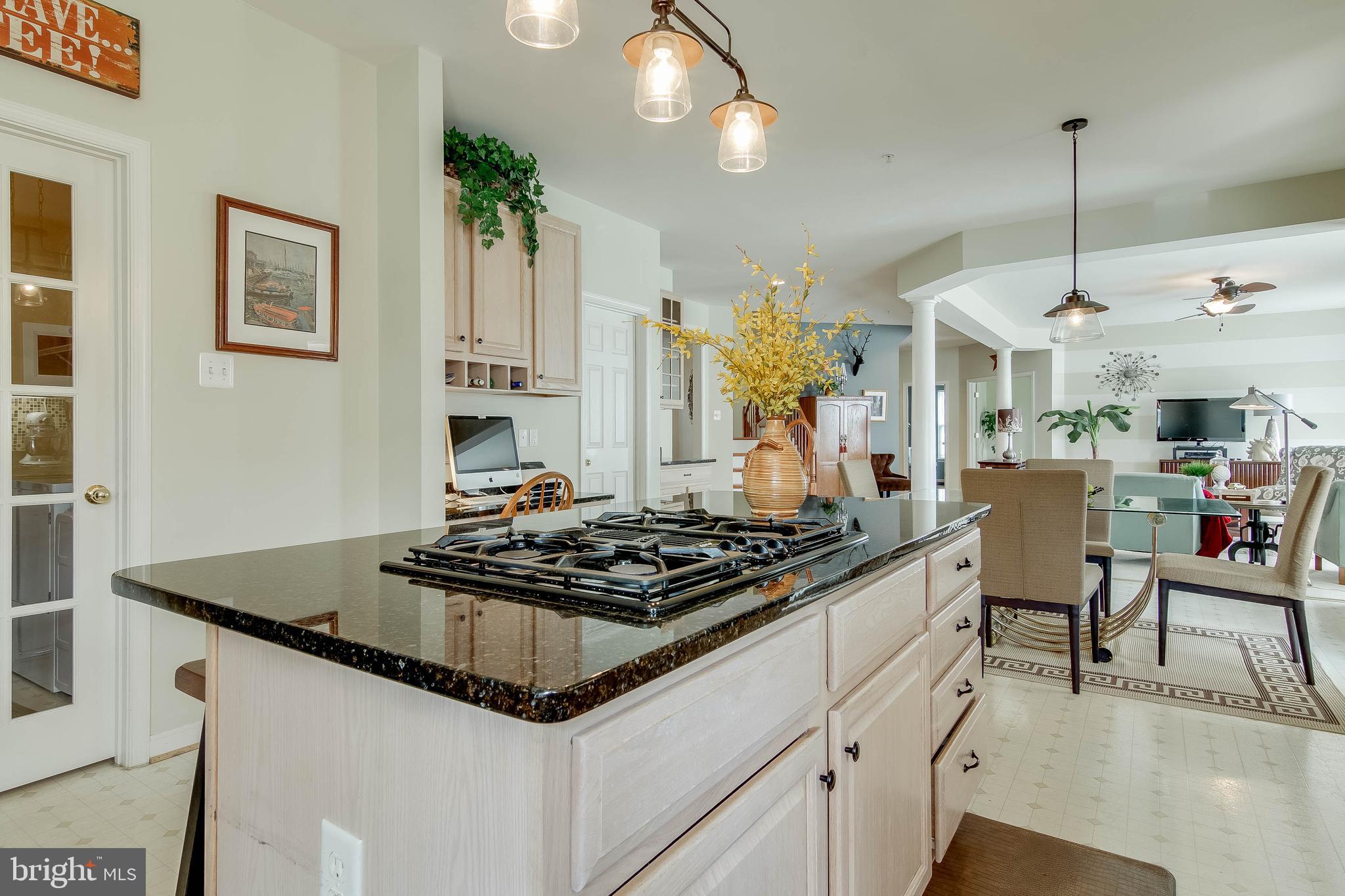 HILLANTRAE-PLAT 1> - Residential