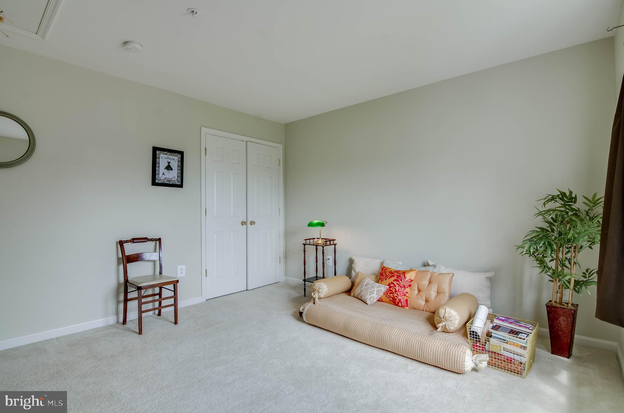 HILLANTRAE-PLAT 1> - Residential