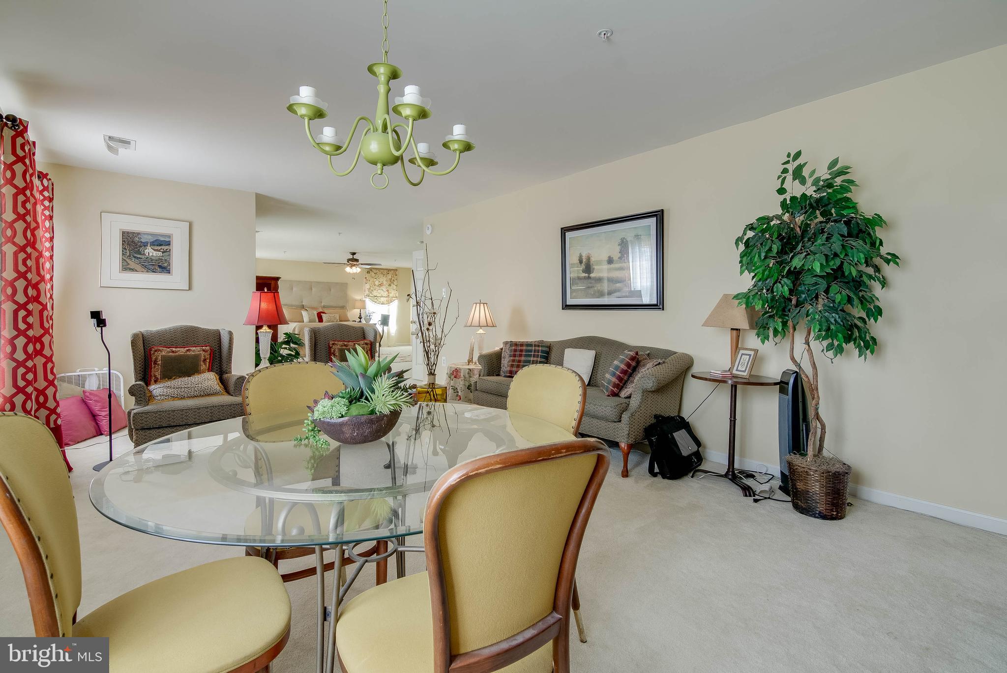 HILLANTRAE-PLAT 1> - Residential