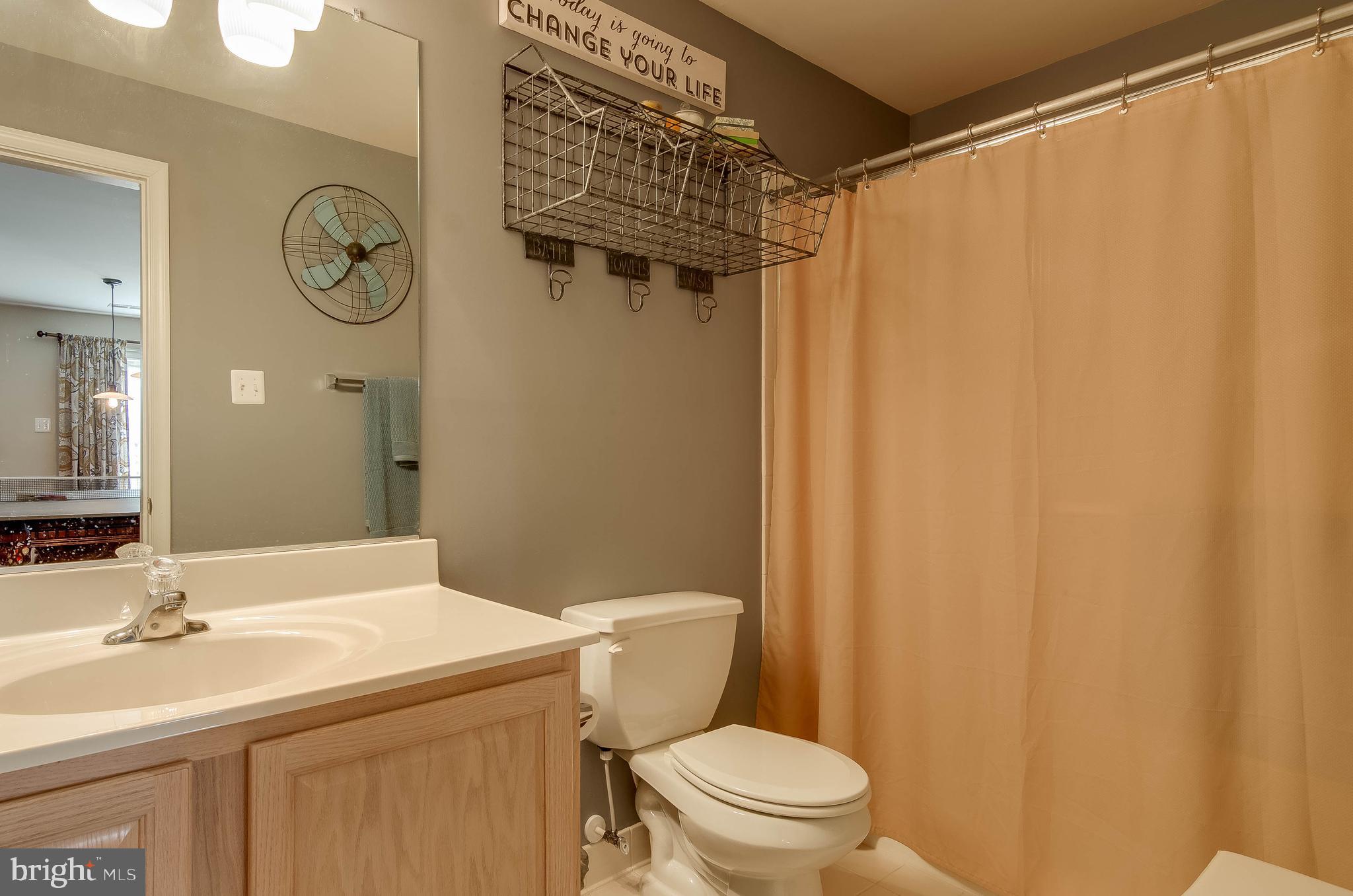 HILLANTRAE-PLAT 1> - Residential