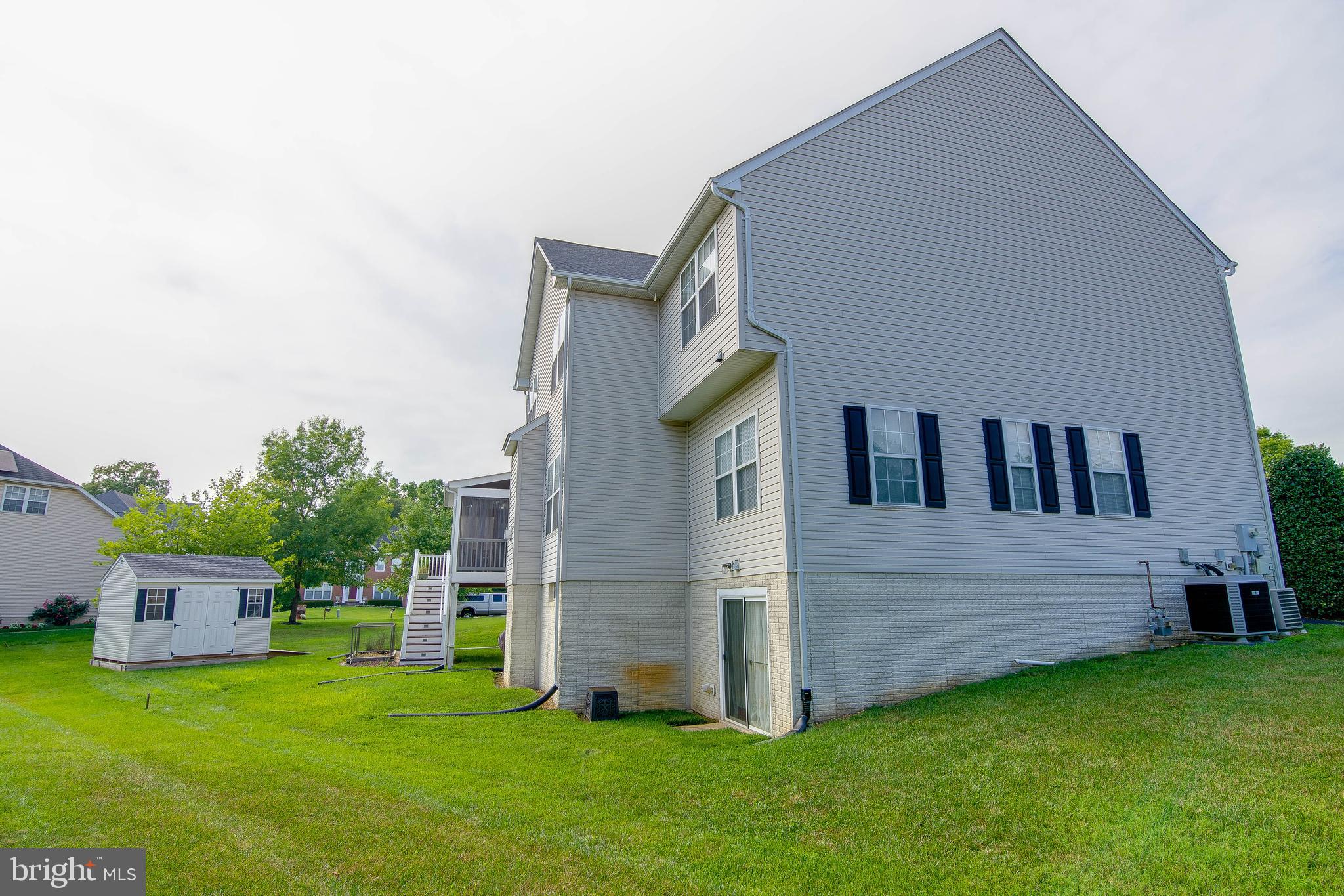 HILLANTRAE-PLAT 1> - Residential