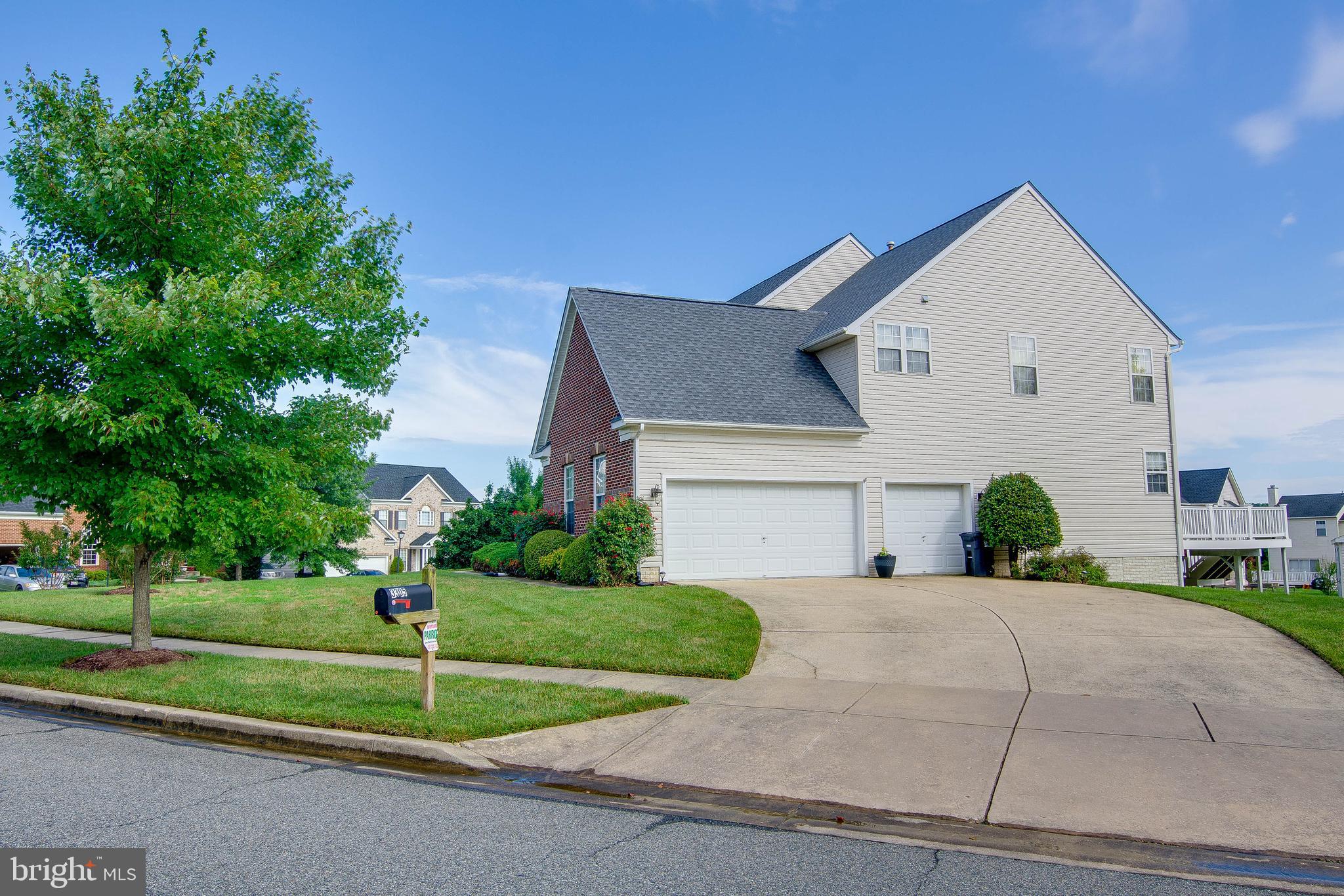 HILLANTRAE-PLAT 1> - Residential