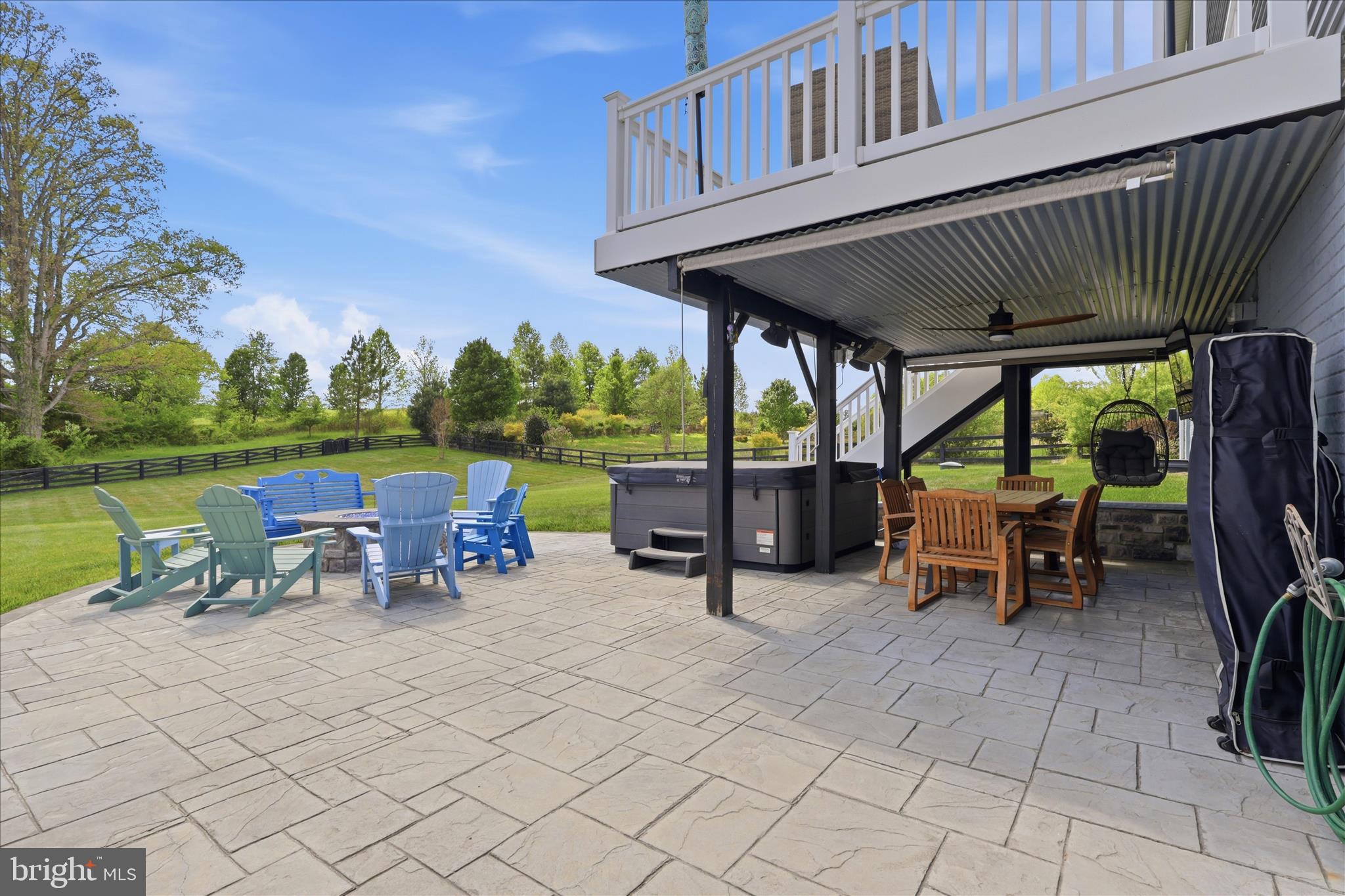 THE CROSSINGS - Residential