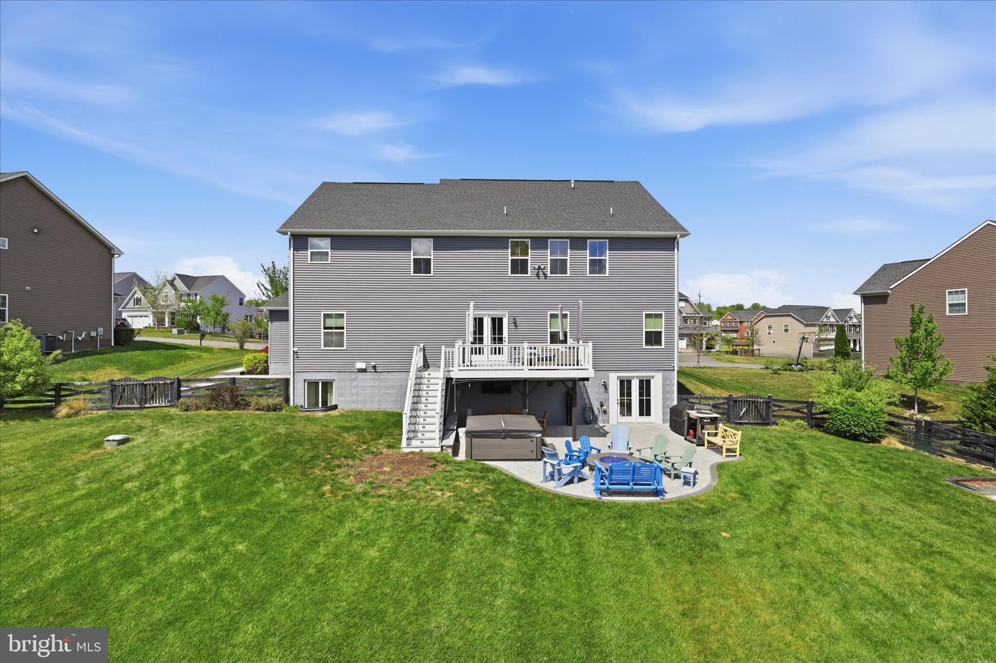 THE CROSSINGS - Residential