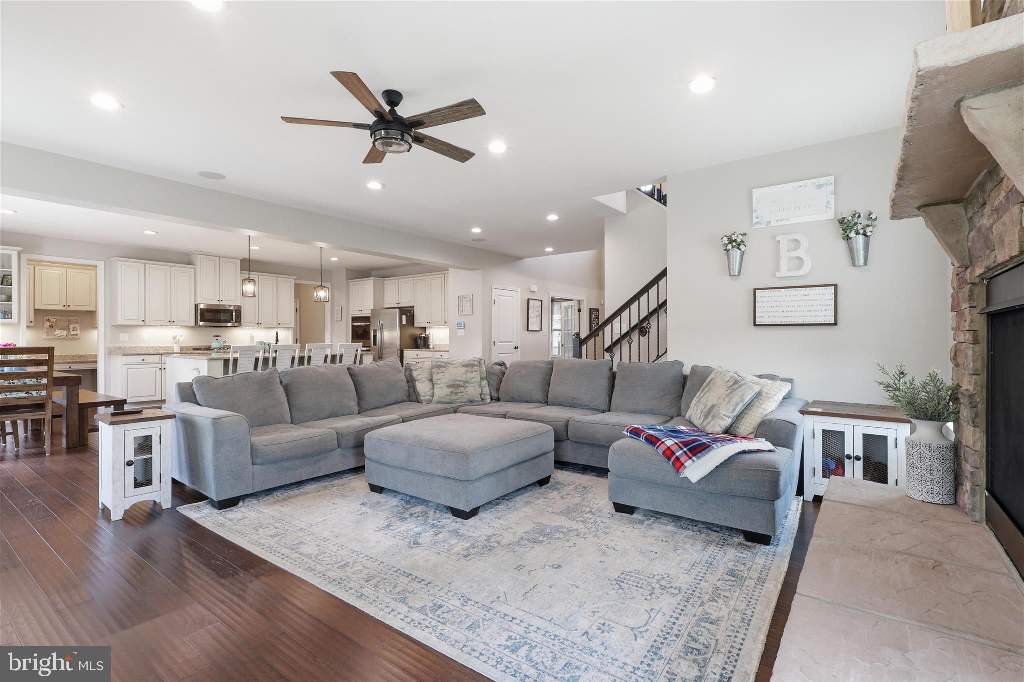 THE CROSSINGS - Residential