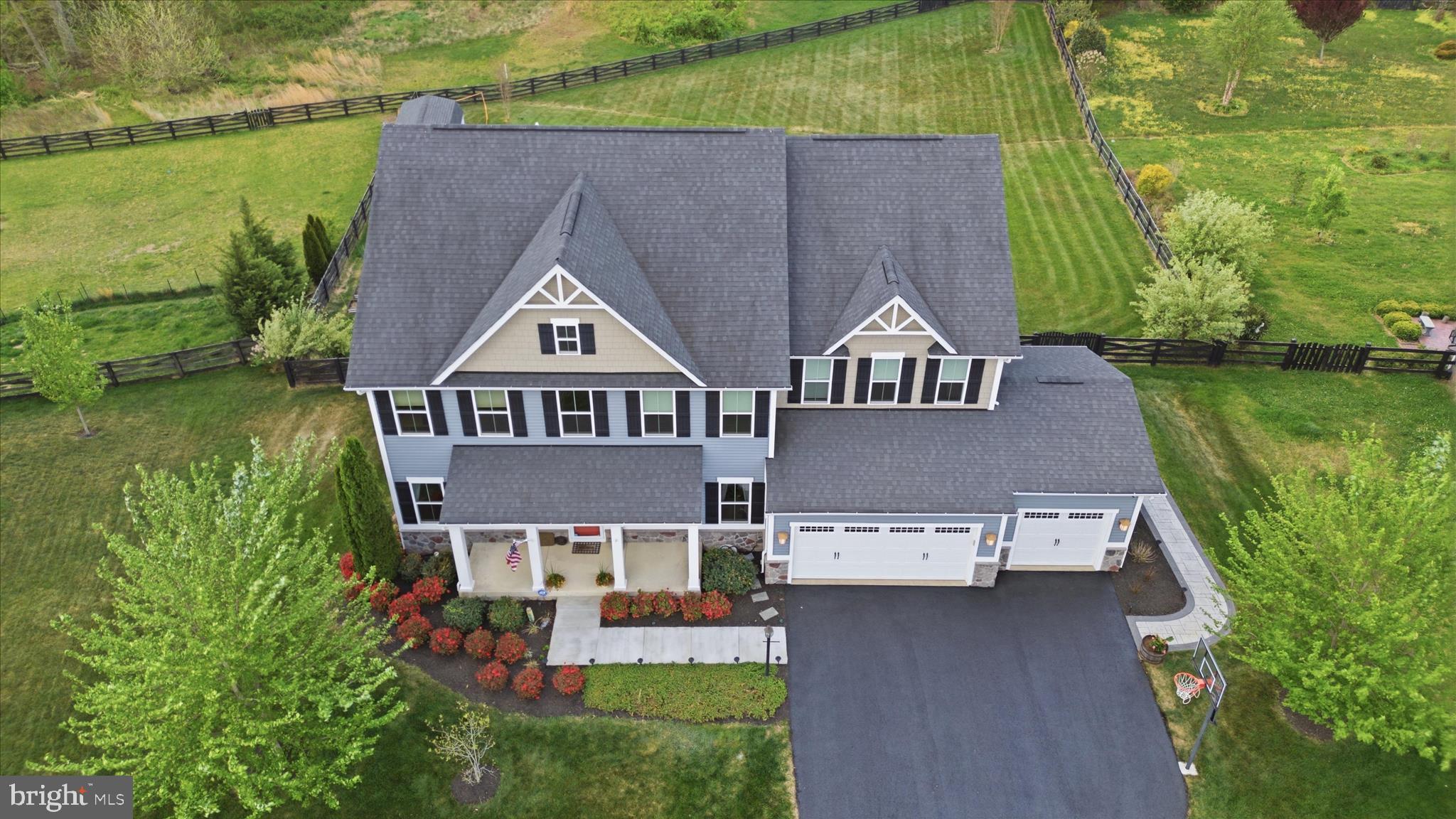 THE CROSSINGS - Residential