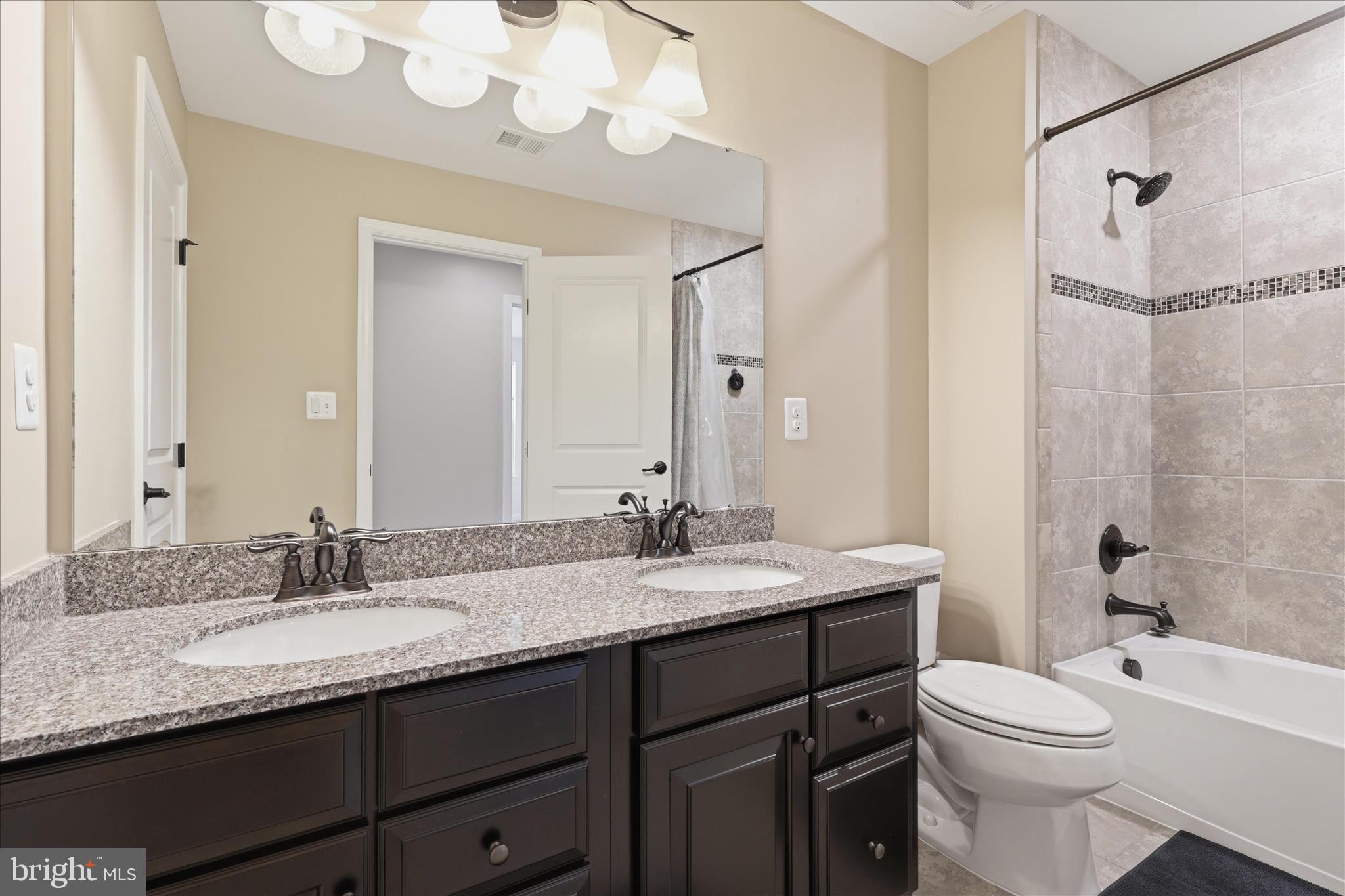 THE CROSSINGS - Residential