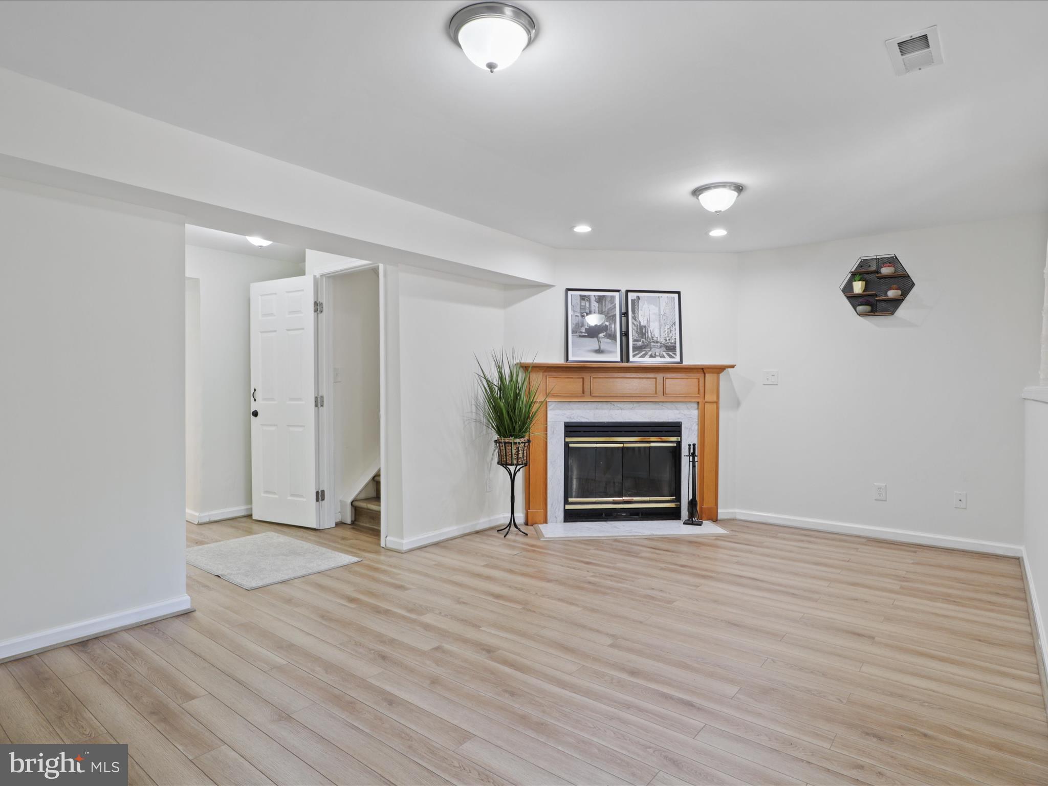 OLD BRIDGE ESTATES - Residential