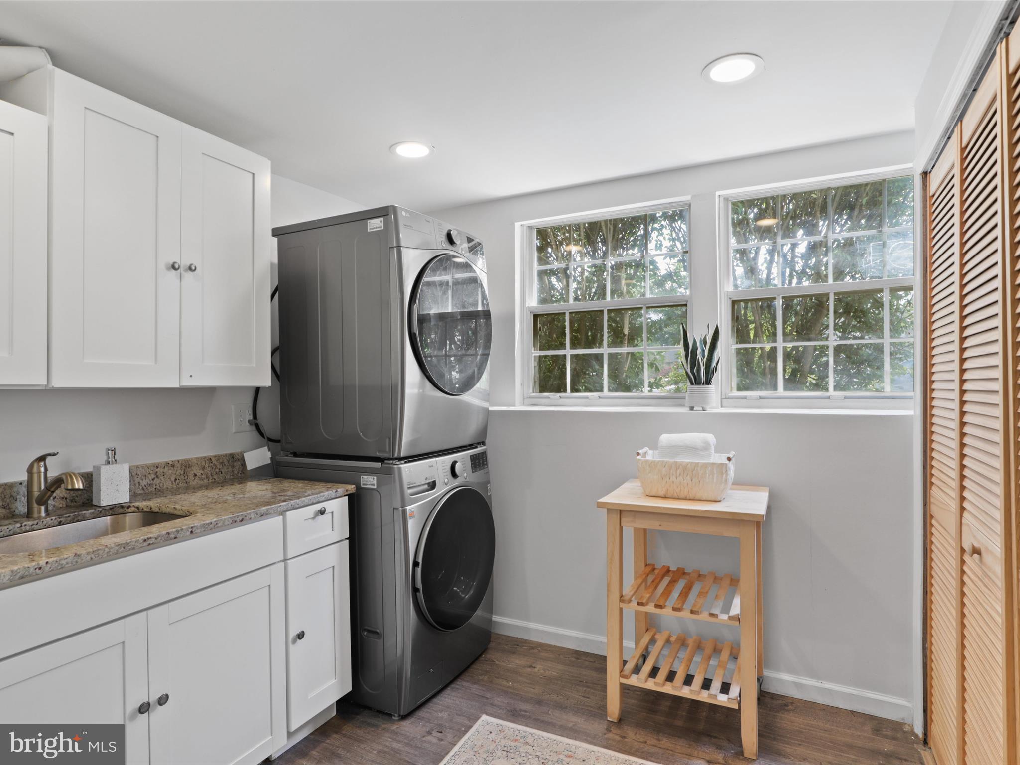 OLD BRIDGE ESTATES - Residential