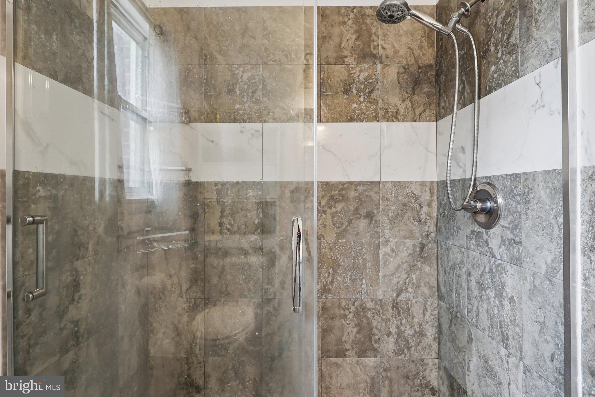 INDIAN VILLAGE IND HEAD - Residential