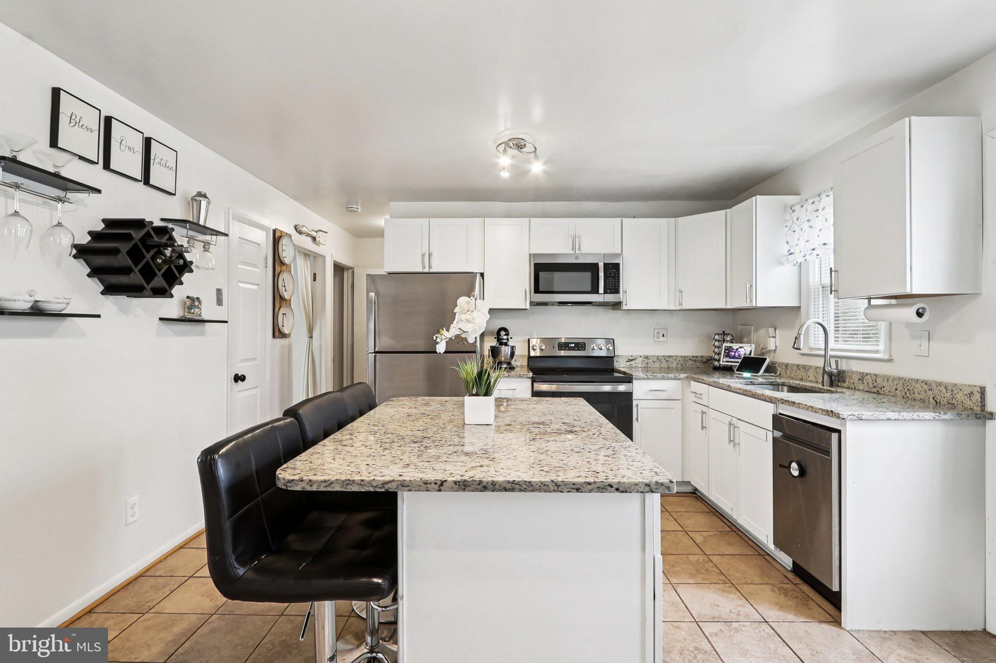 INDIAN VILLAGE IND HEAD - Residential