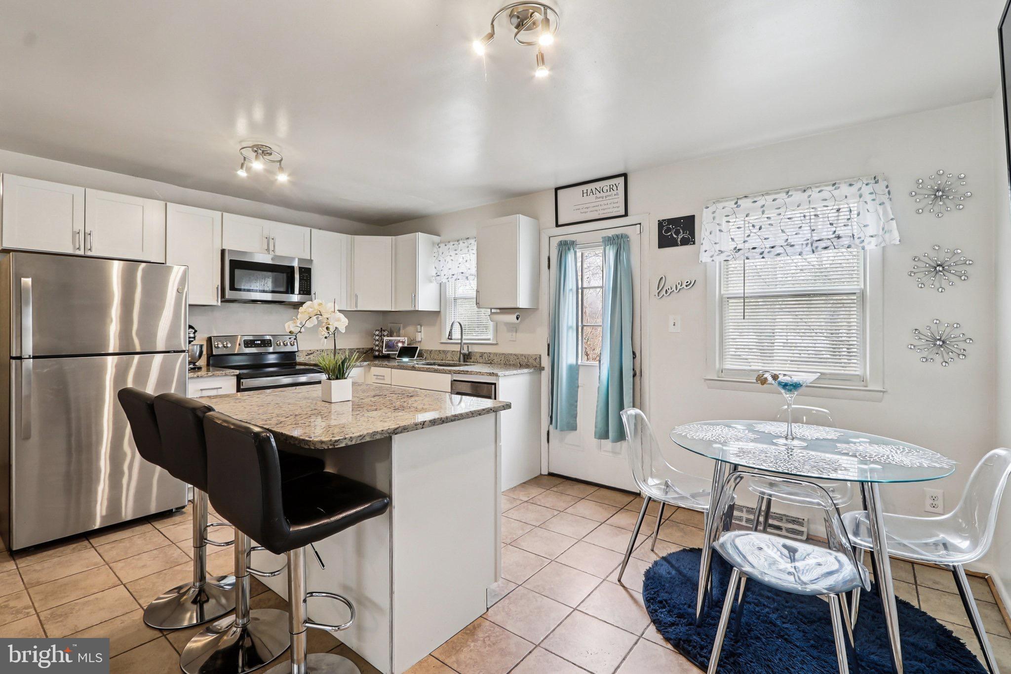 INDIAN VILLAGE IND HEAD - Residential