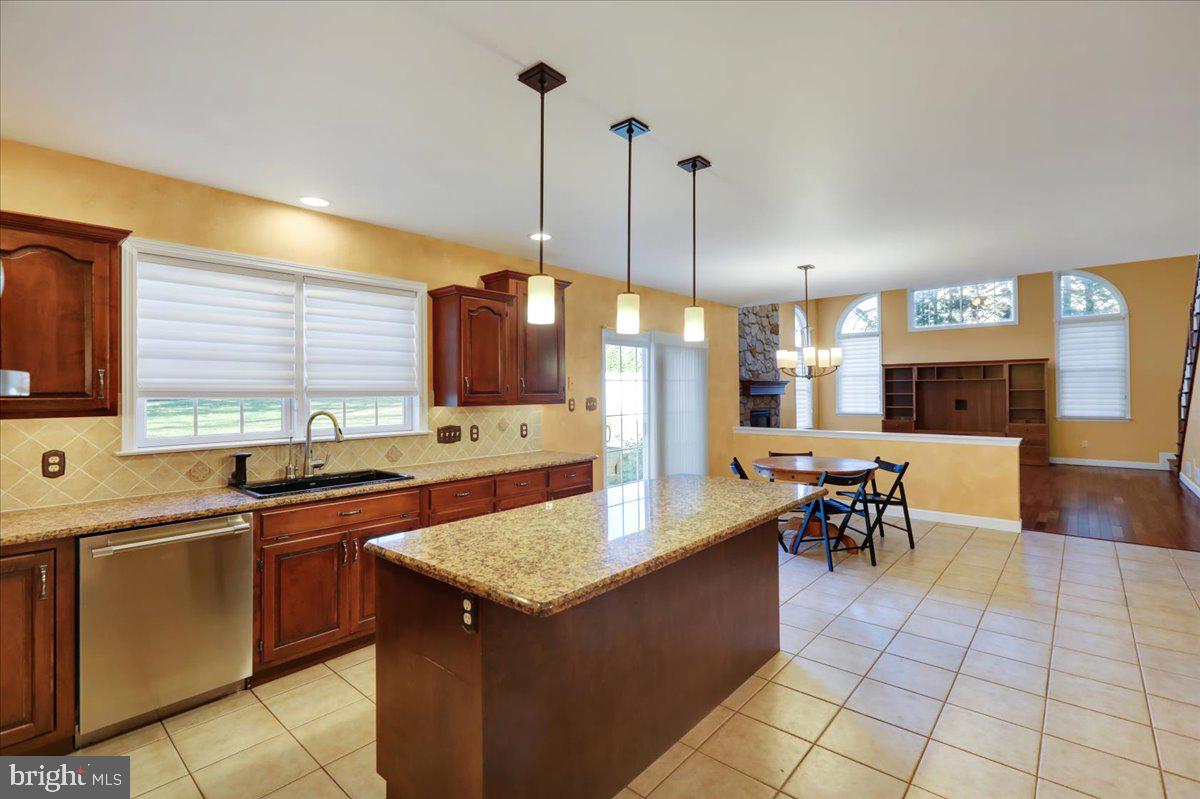 GREEN VALLEY ESTAT - Residential