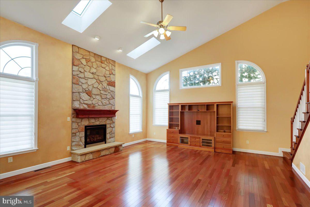 GREEN VALLEY ESTAT - Residential