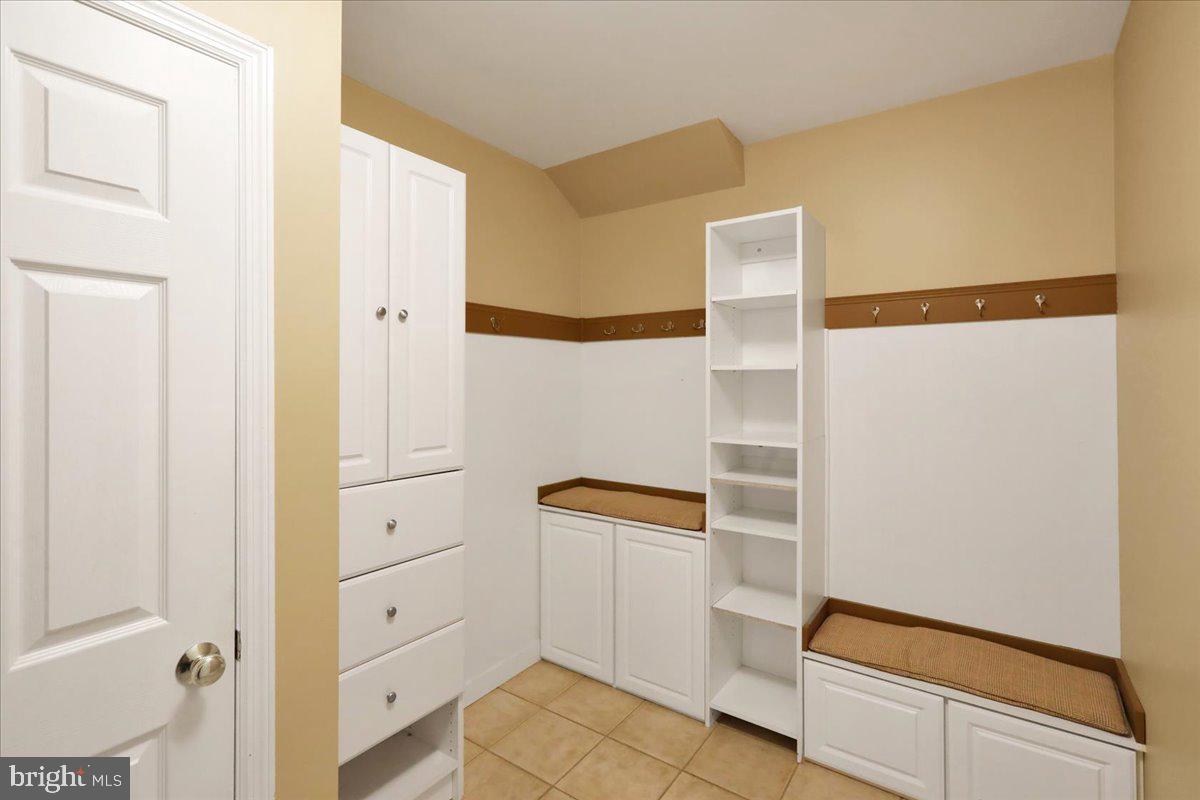 GREEN VALLEY ESTAT - Residential