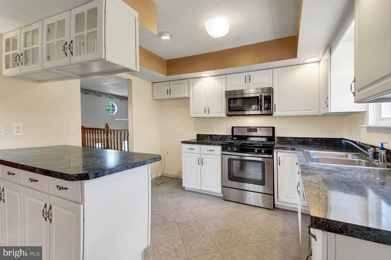 HIGHLAND MANOR - Residential